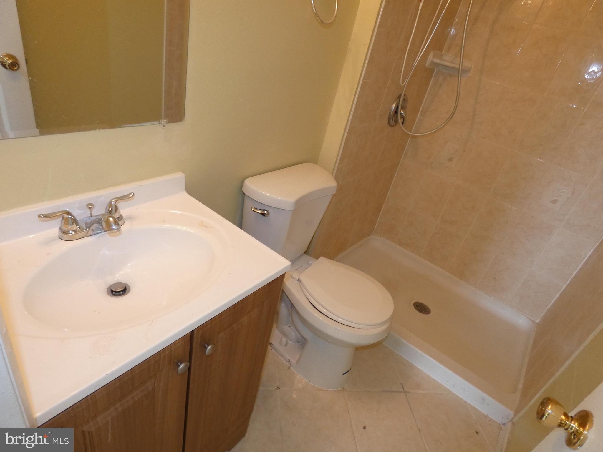 DALE CITY - Residential Lease