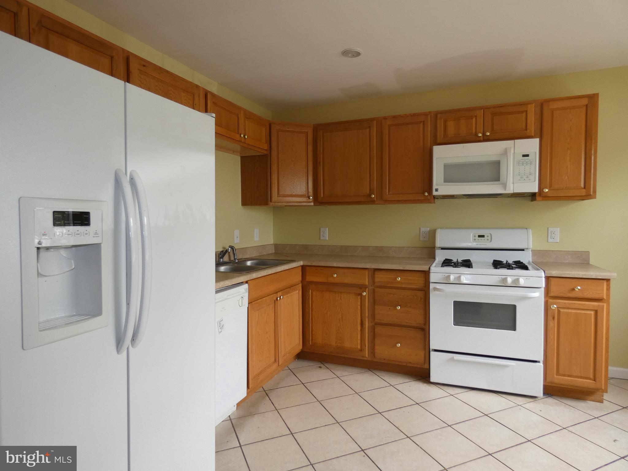 DALE CITY - Residential Lease