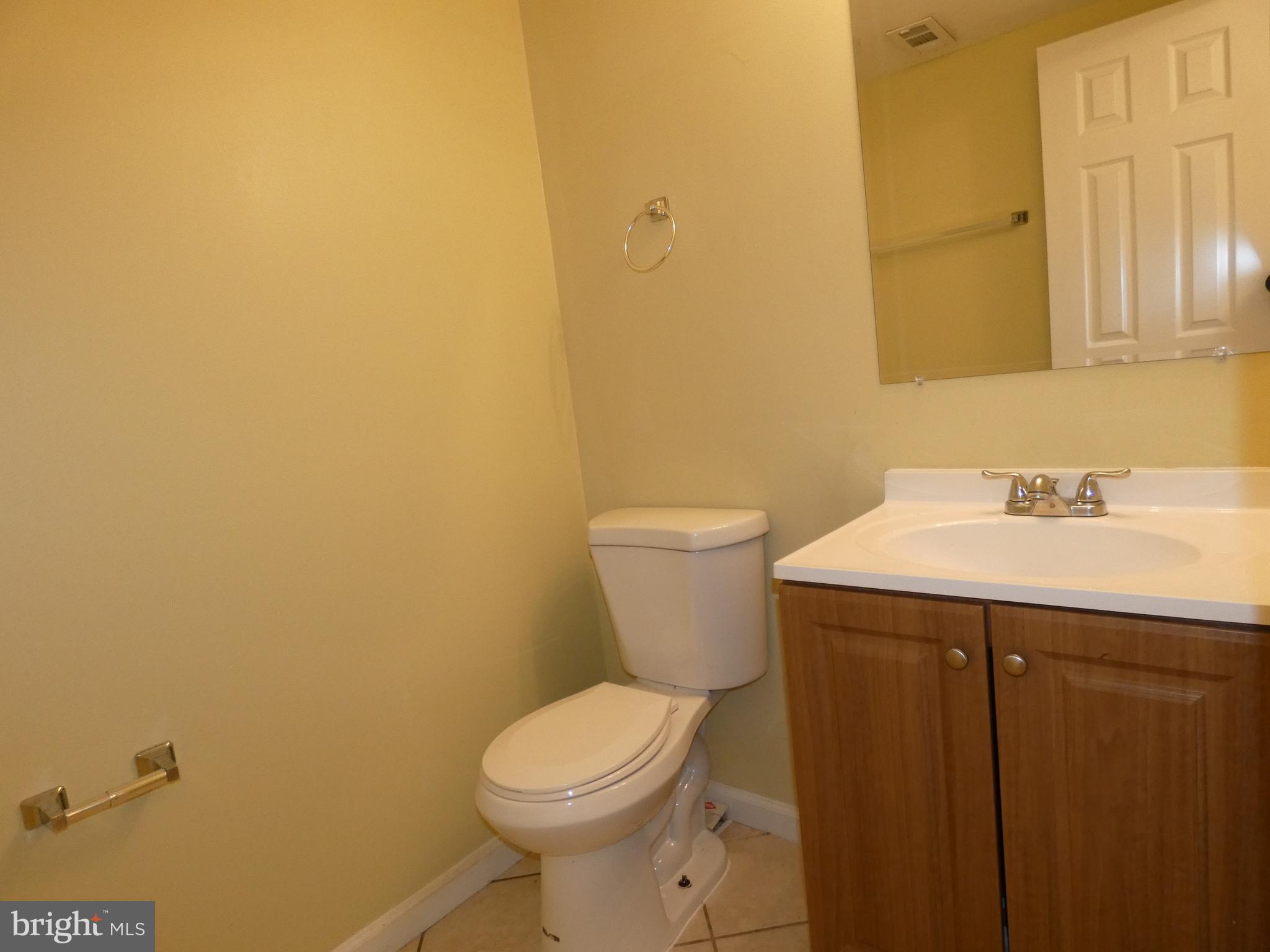 DALE CITY - Residential Lease