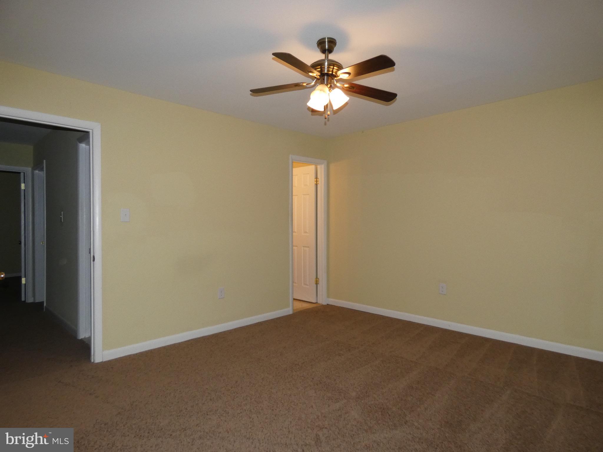 DALE CITY - Residential Lease