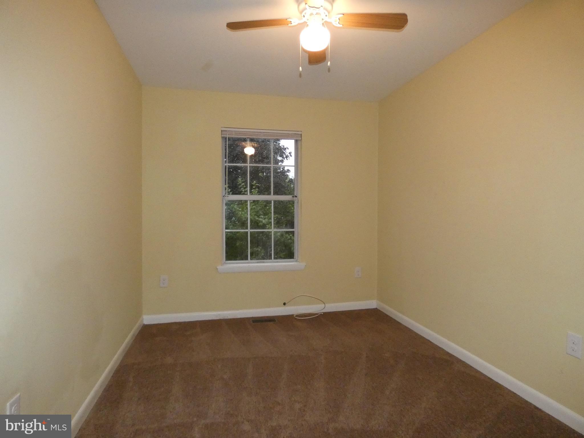 DALE CITY - Residential Lease