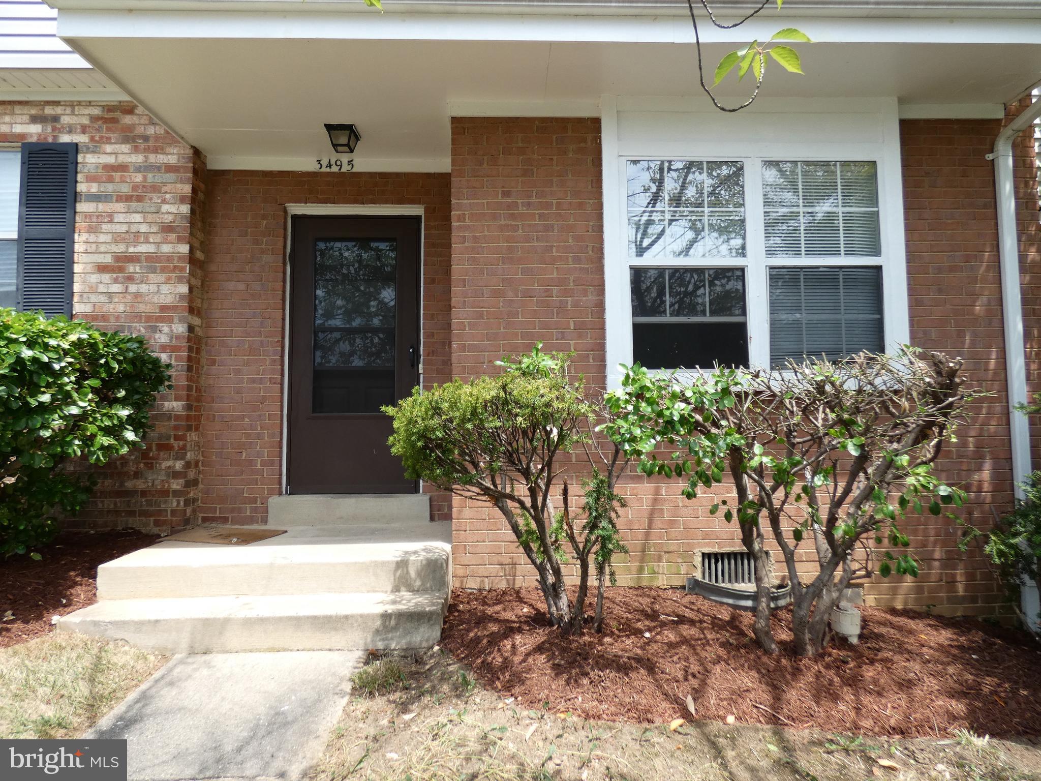 DALE CITY - Residential Lease