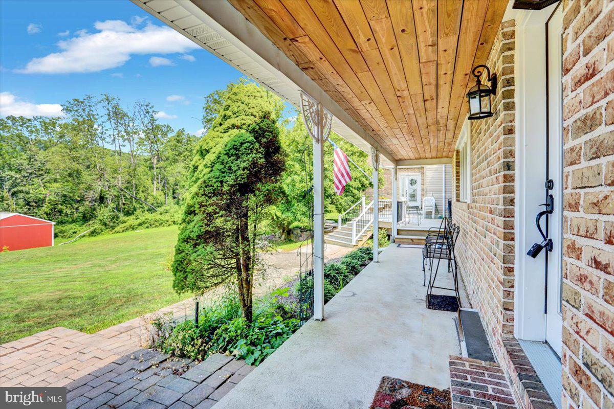 20-A LEHLAND DRIVE