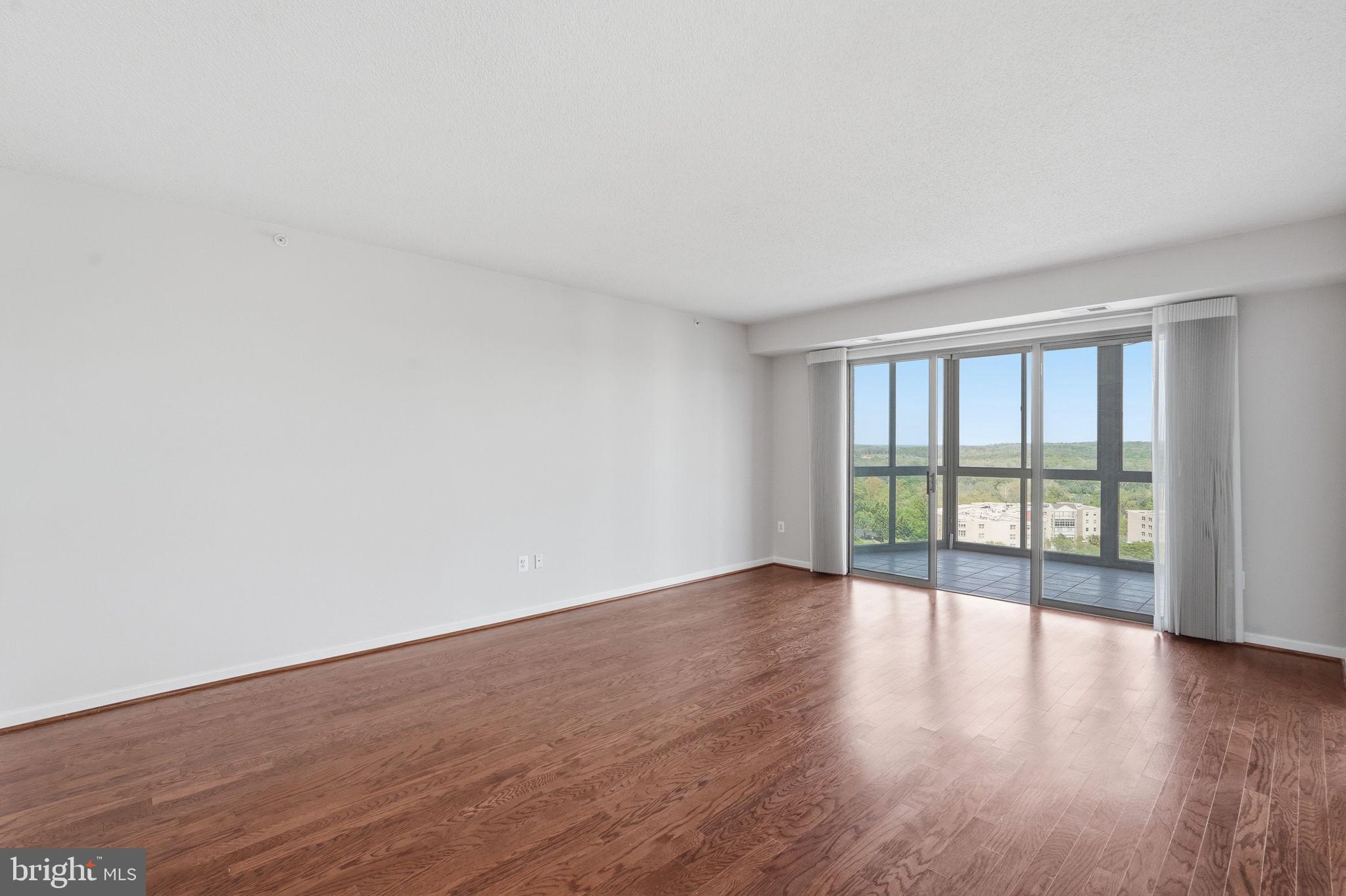 POTOMAC RIDGE AT LEISURE - Residential