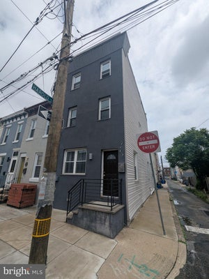 2609 ALMOND ST, PHILADELPHIA, PA 19125 - Image dde19cac35b3098bd04cb930aa1e36ce/4152045784