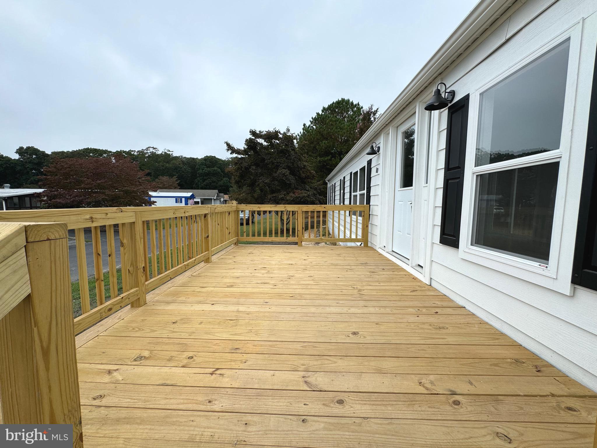 COLONIAL EAST MHP - Residential