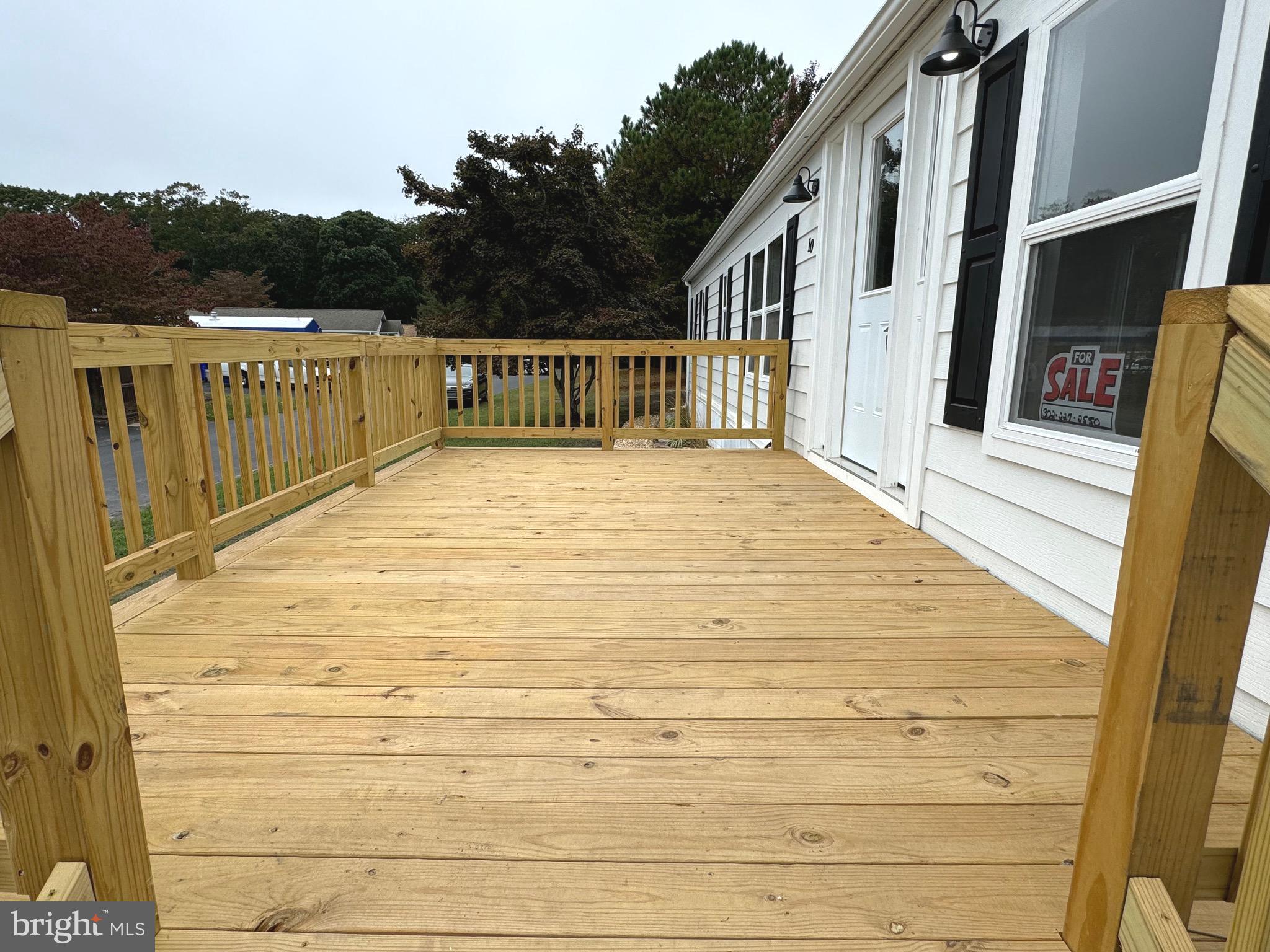 COLONIAL EAST MHP - Residential