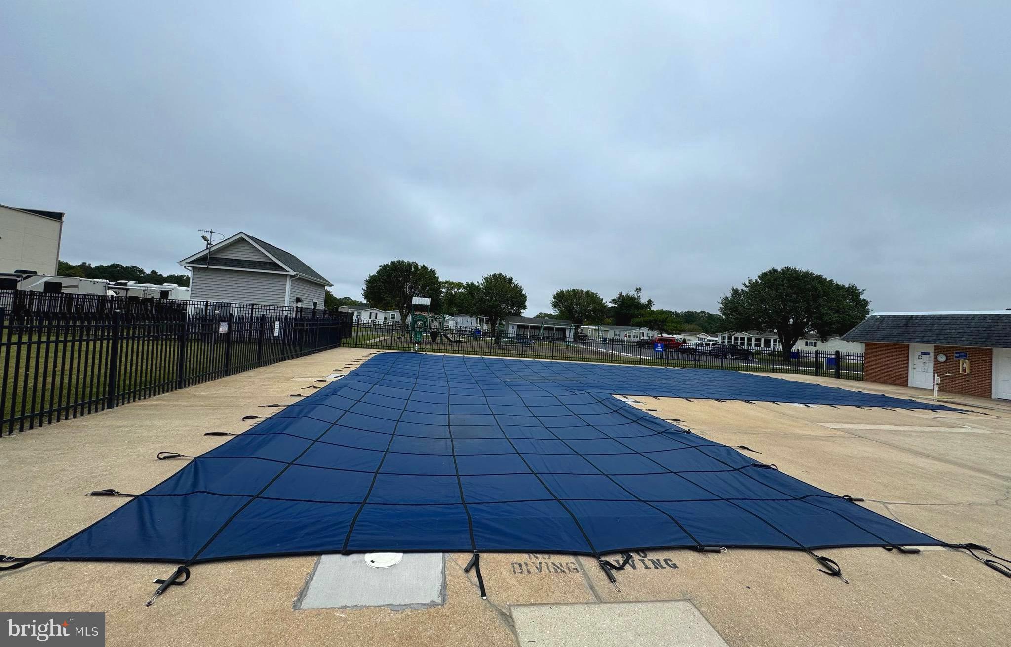 COLONIAL EAST MHP - Residential