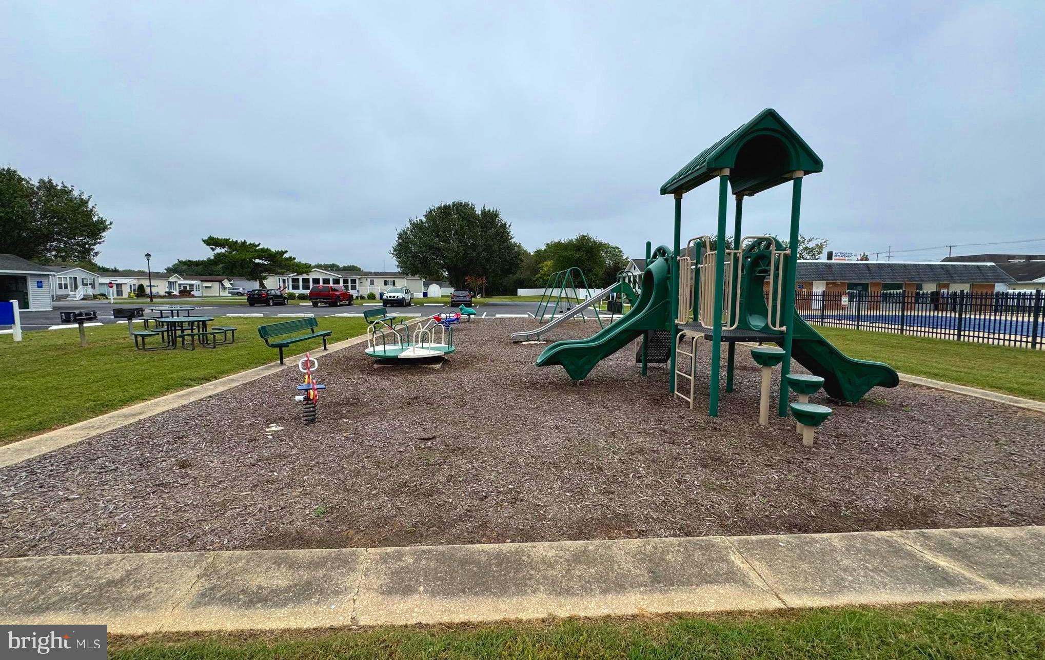 COLONIAL EAST MHP - Residential