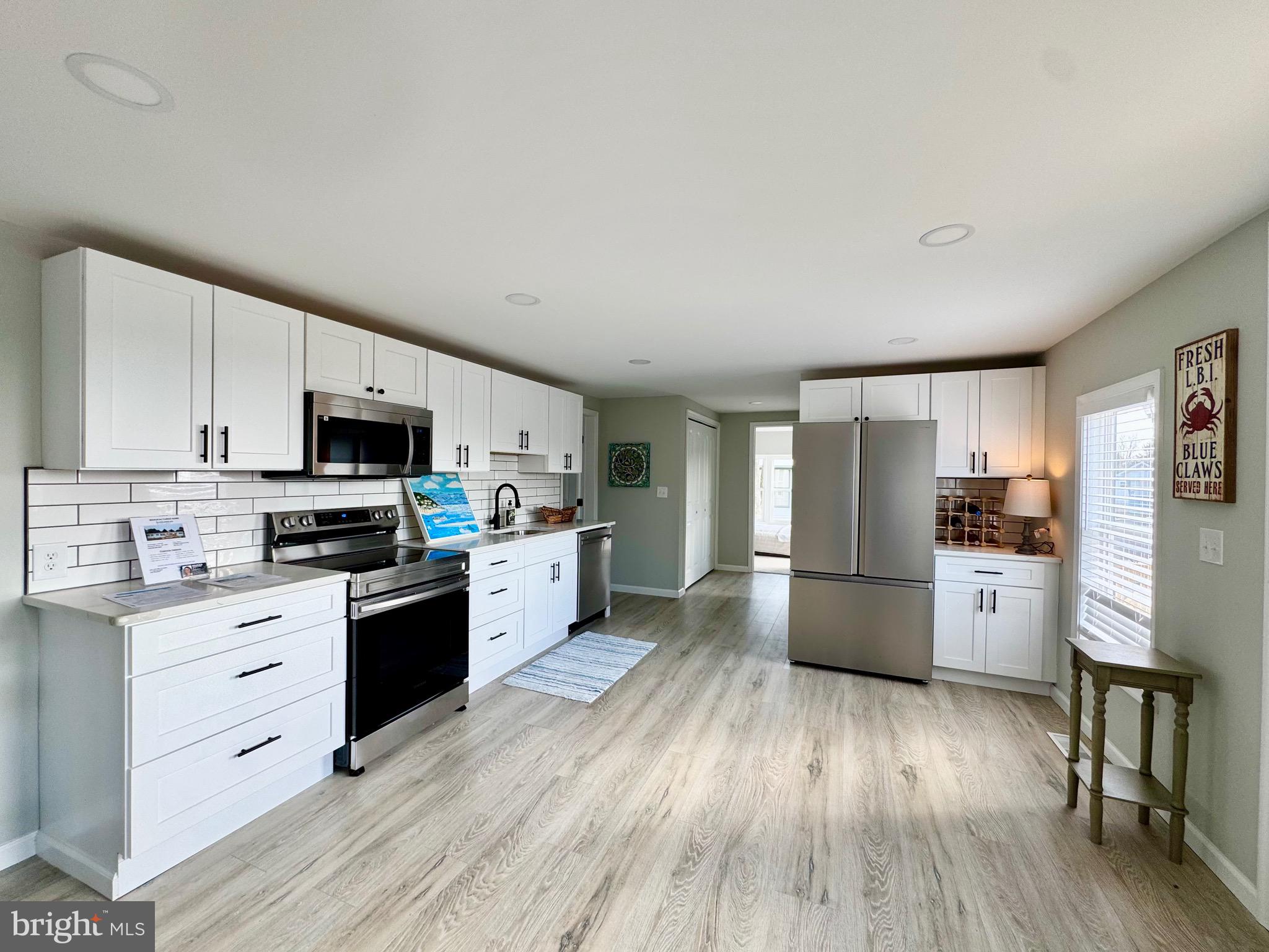 COLONIAL EAST MHP - Residential