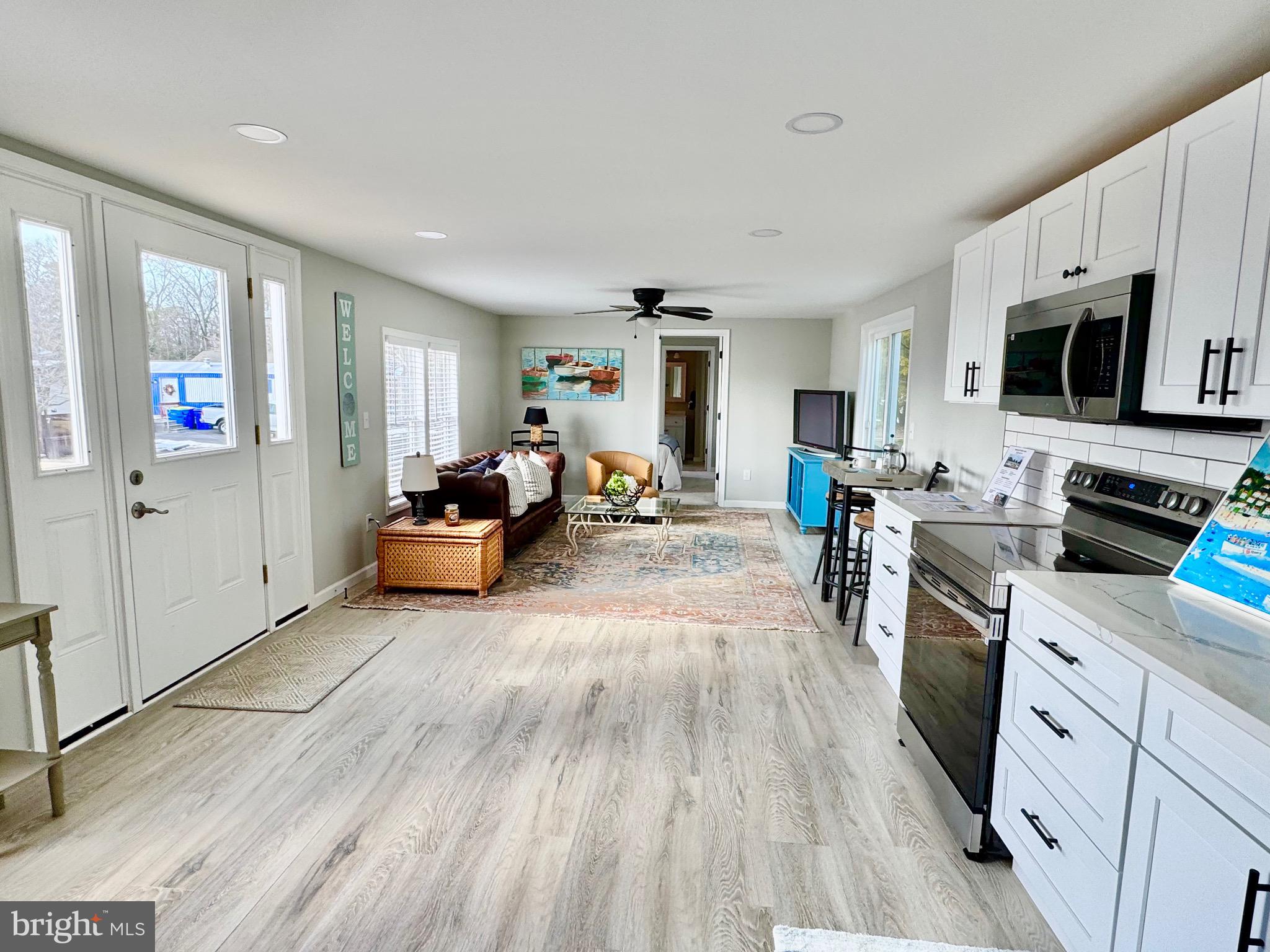 COLONIAL EAST MHP - Residential