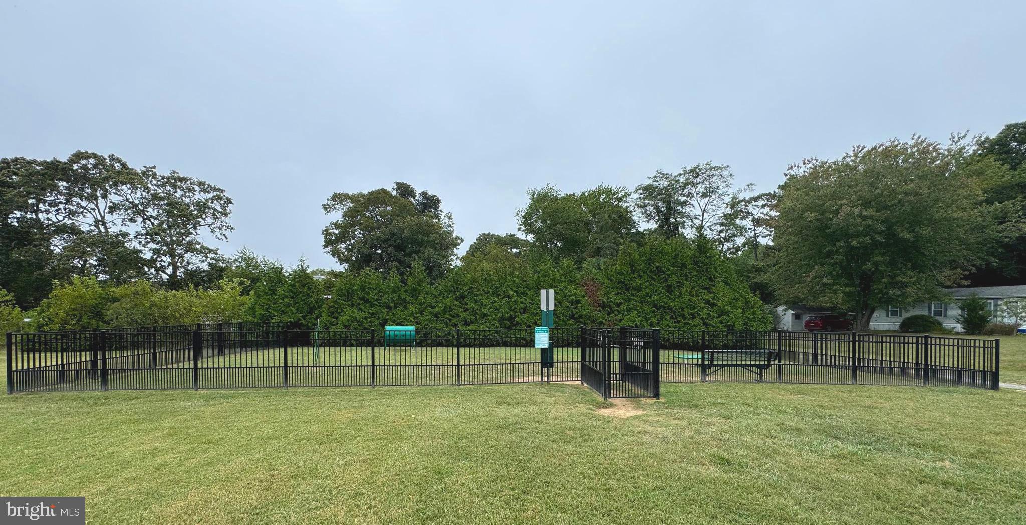 COLONIAL EAST MHP - Residential