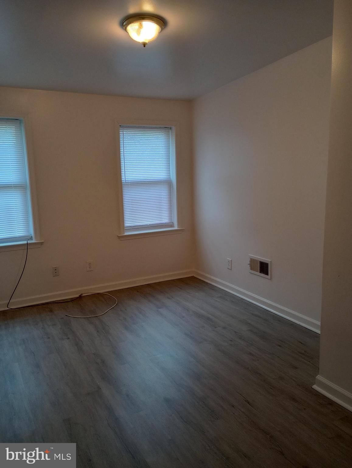 SANDTOWN-WINCHESTER - Residential