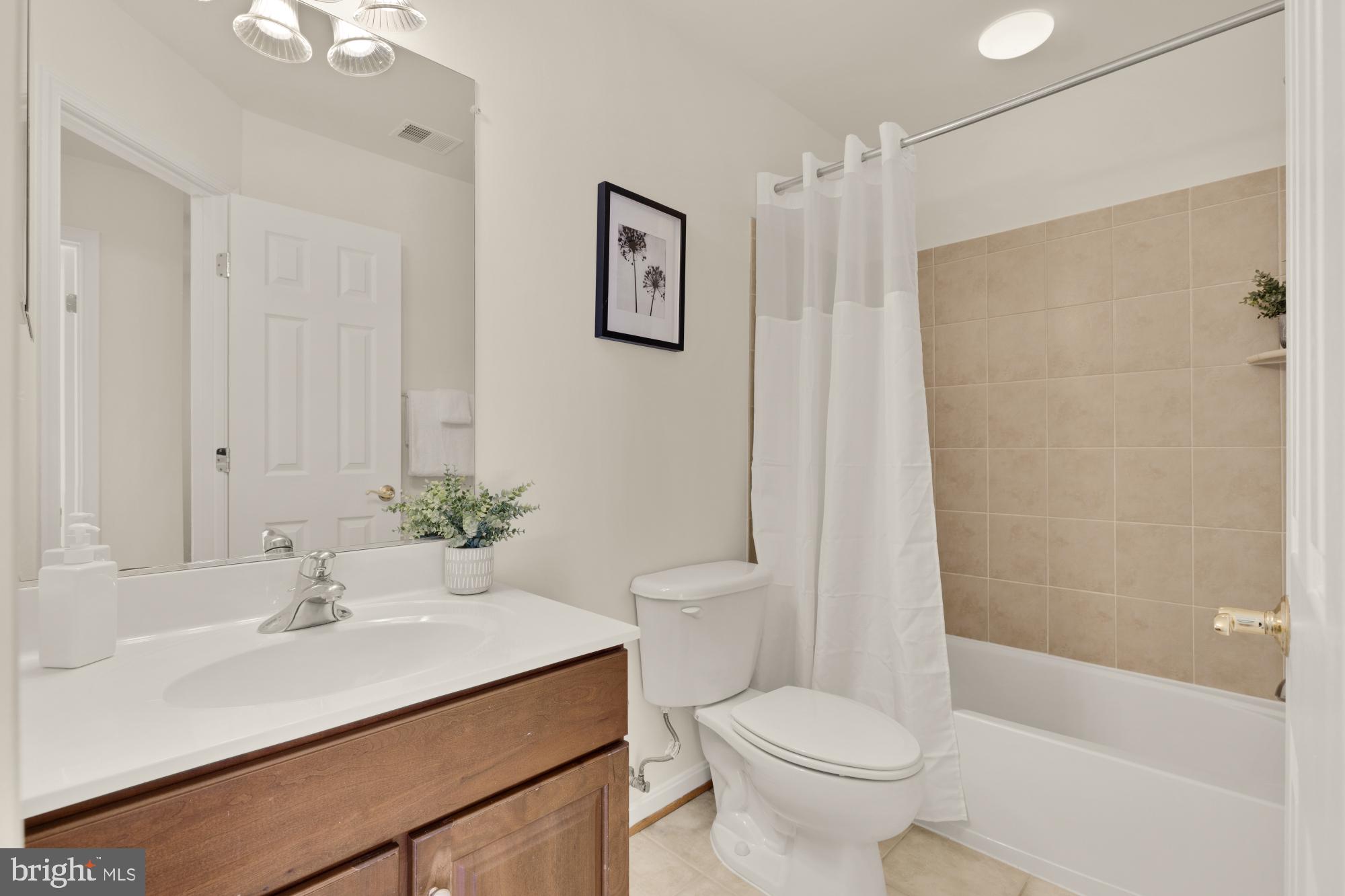 HUNTLEY MEADOWS - Residential