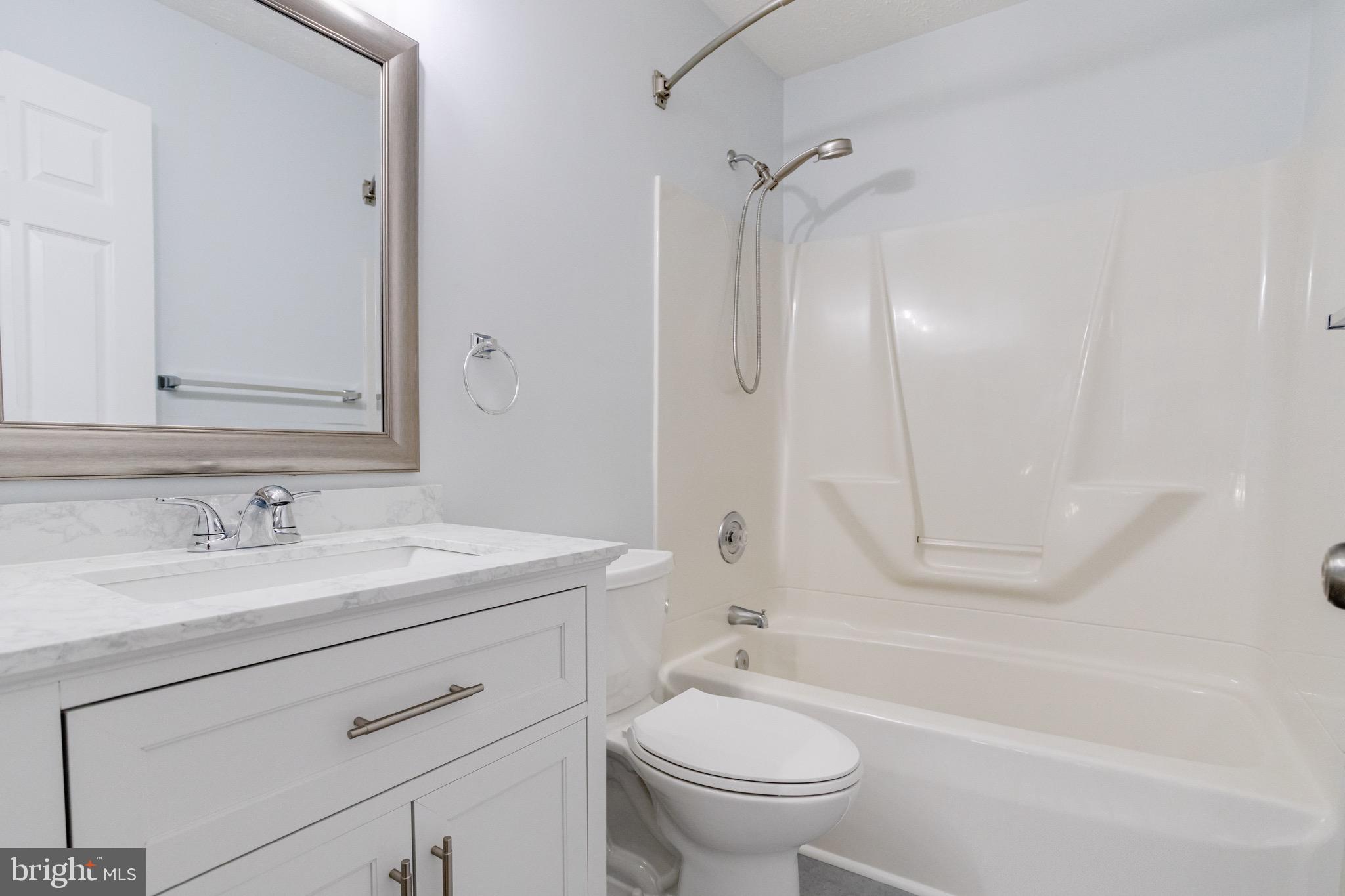 RIVERSIDE - Residential