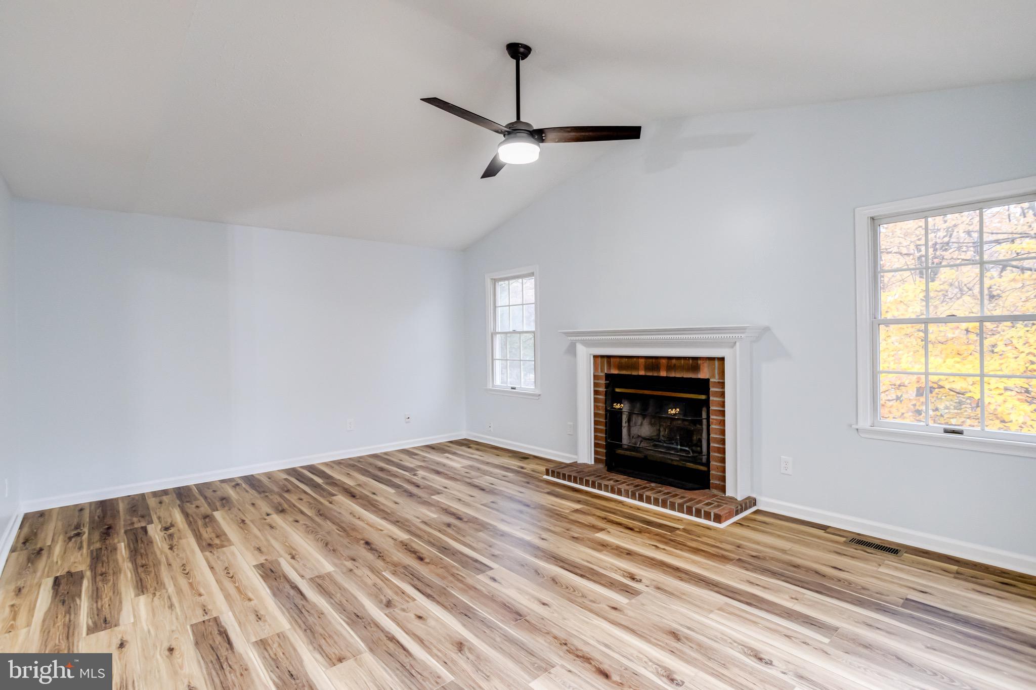 RIVERSIDE - Residential