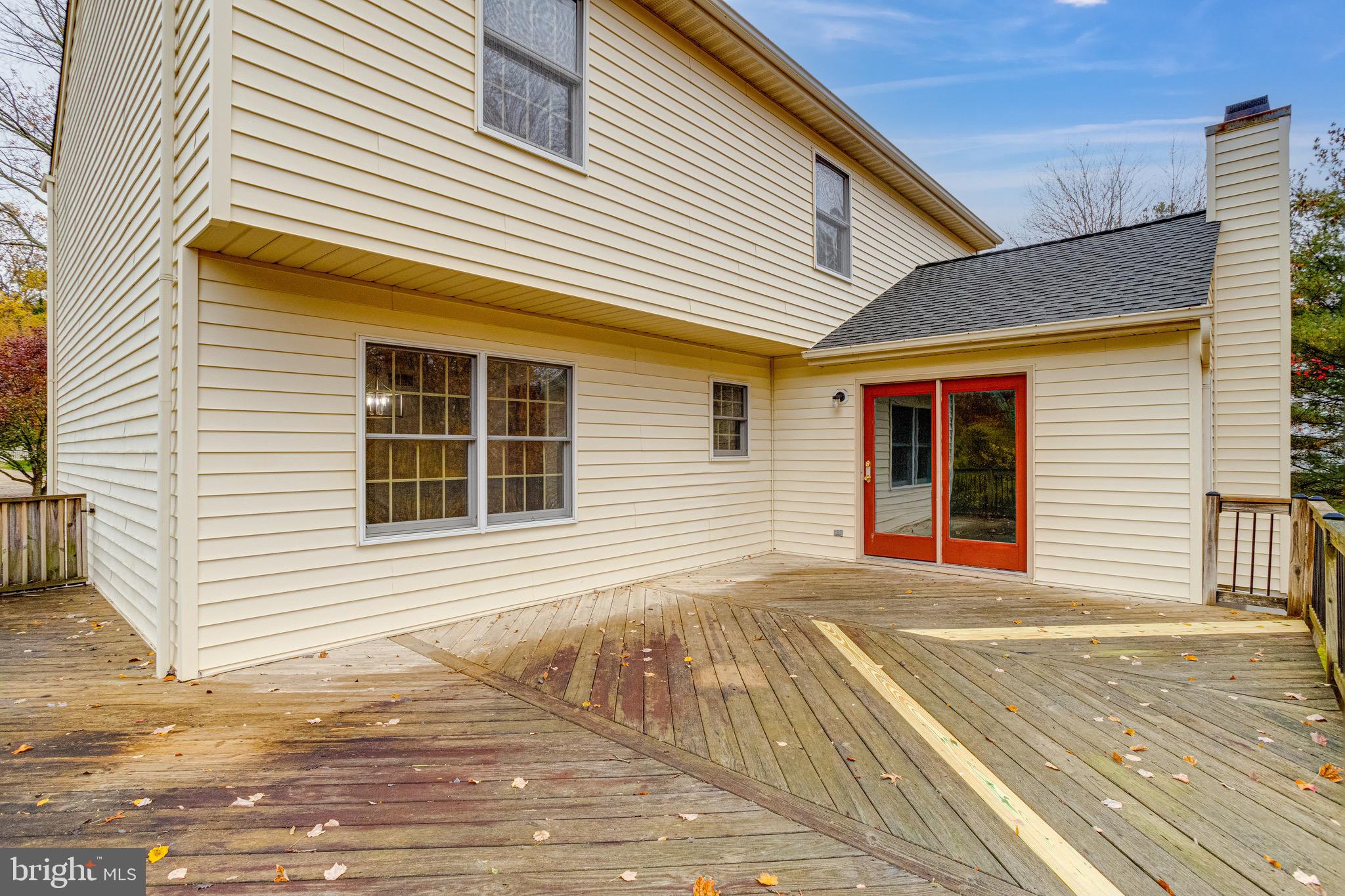 RIVERSIDE - Residential