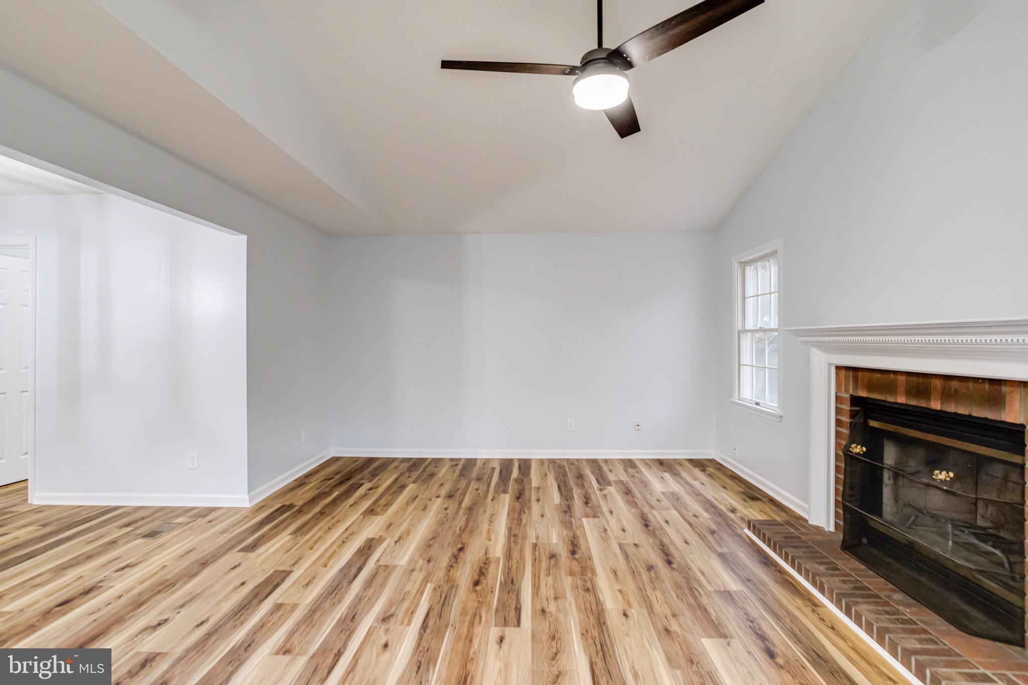 RIVERSIDE - Residential