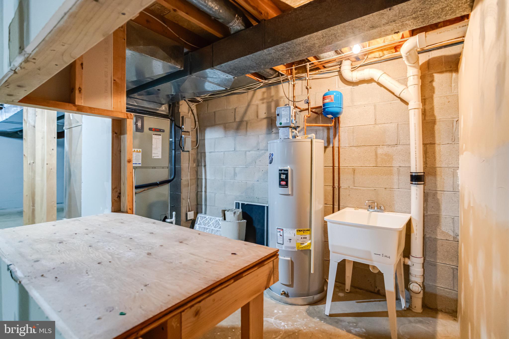 RIVERSIDE - Residential