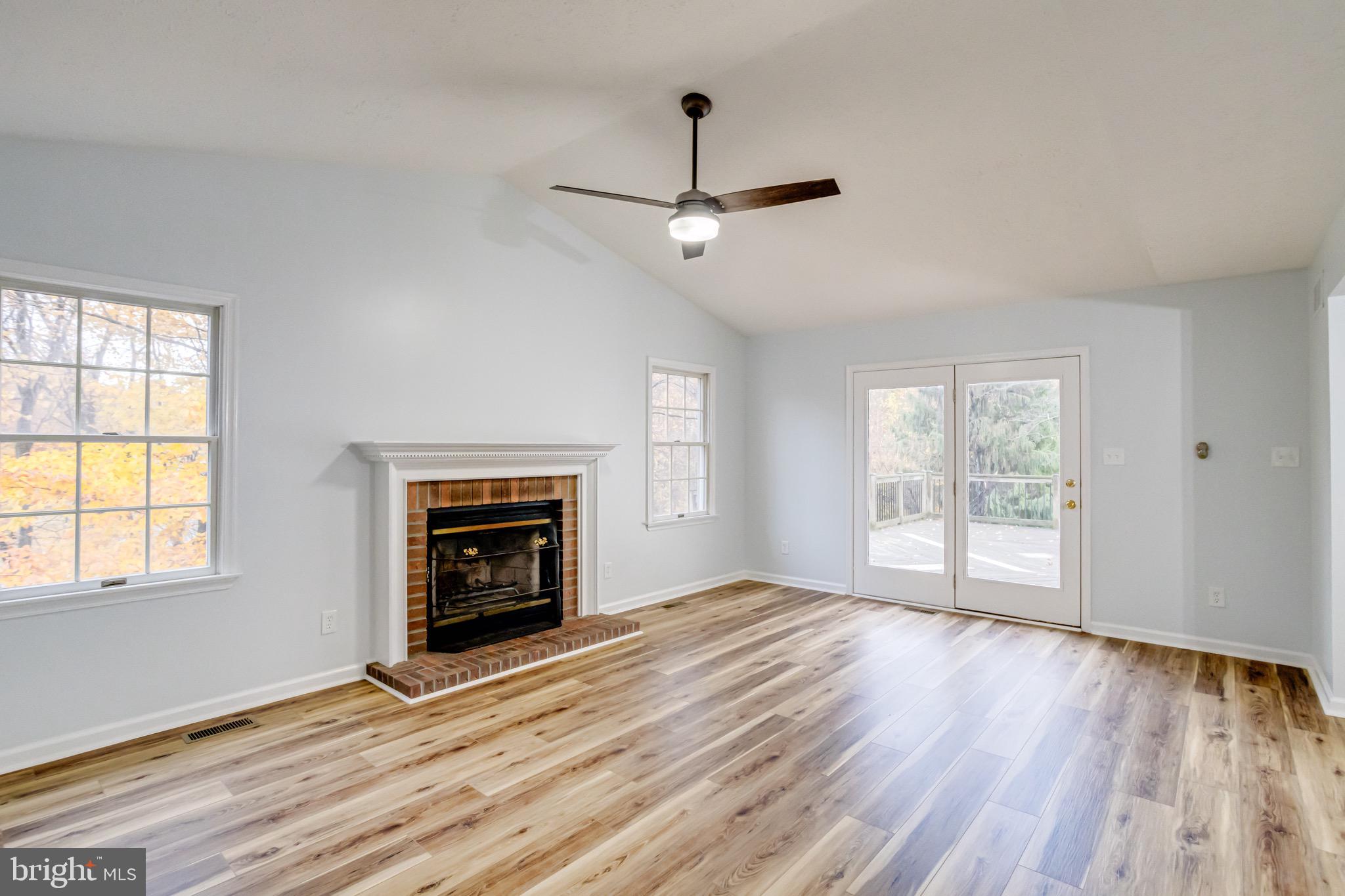 RIVERSIDE - Residential