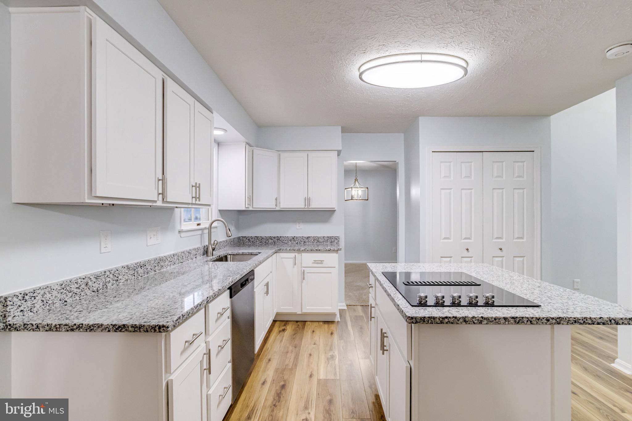 RIVERSIDE - Residential