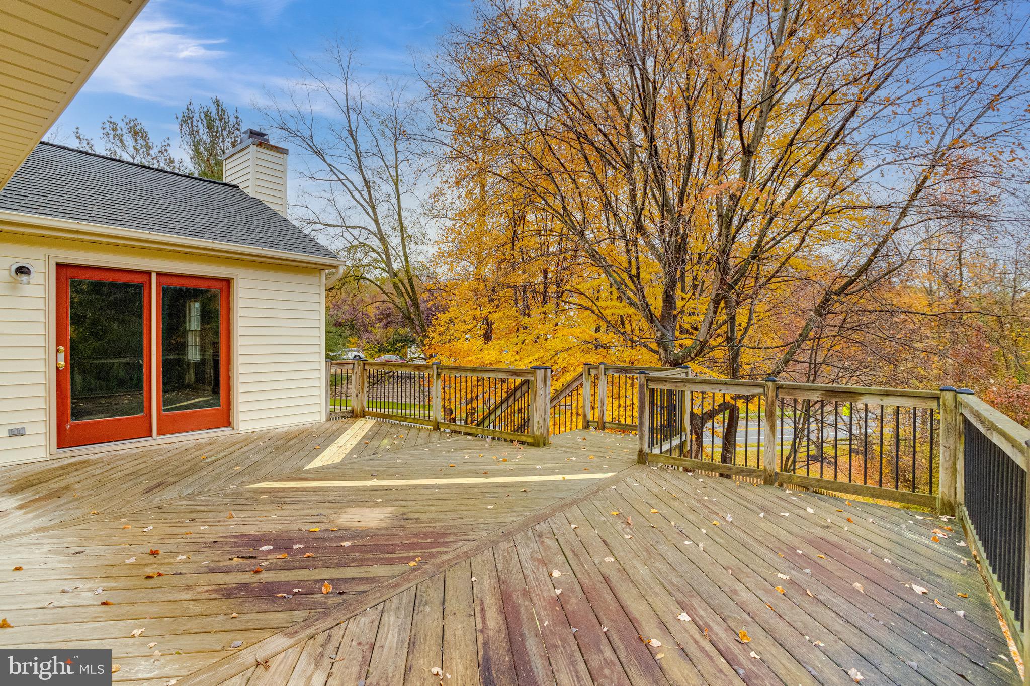 RIVERSIDE - Residential