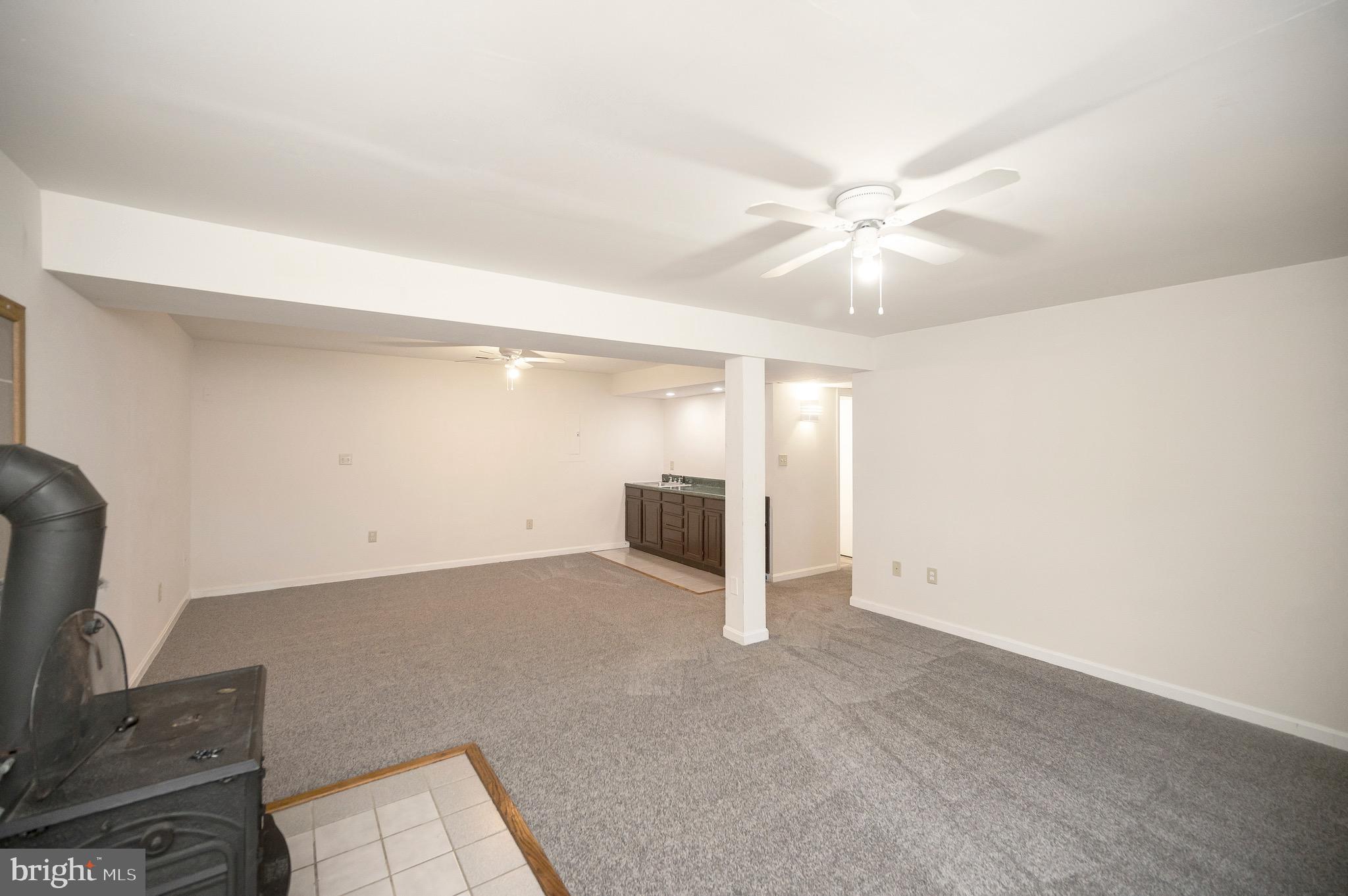 PLANTATION FOREST - Residential Lease