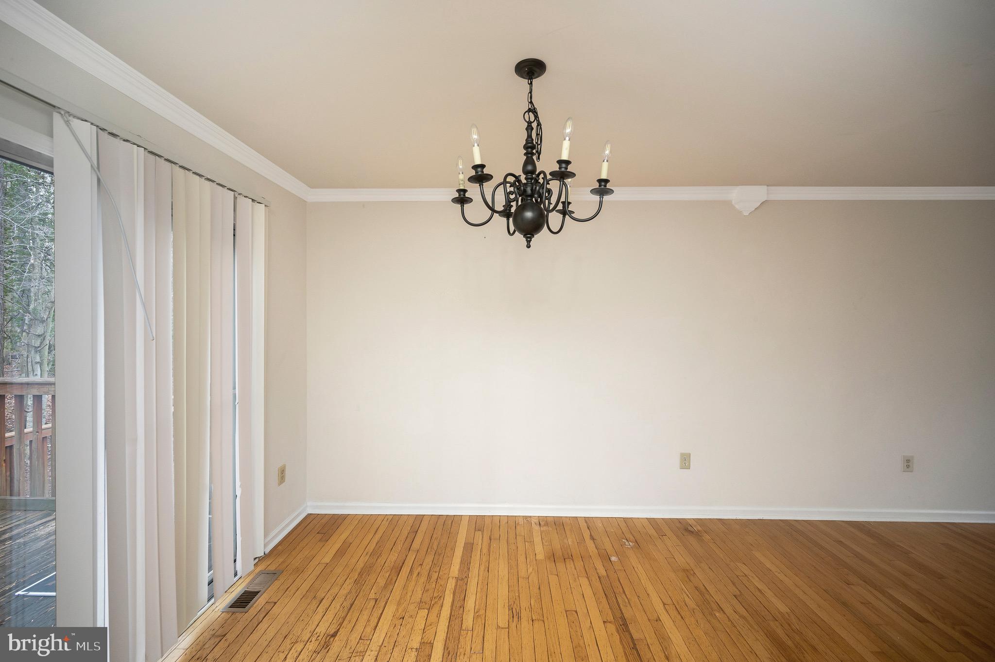 PLANTATION FOREST - Residential Lease