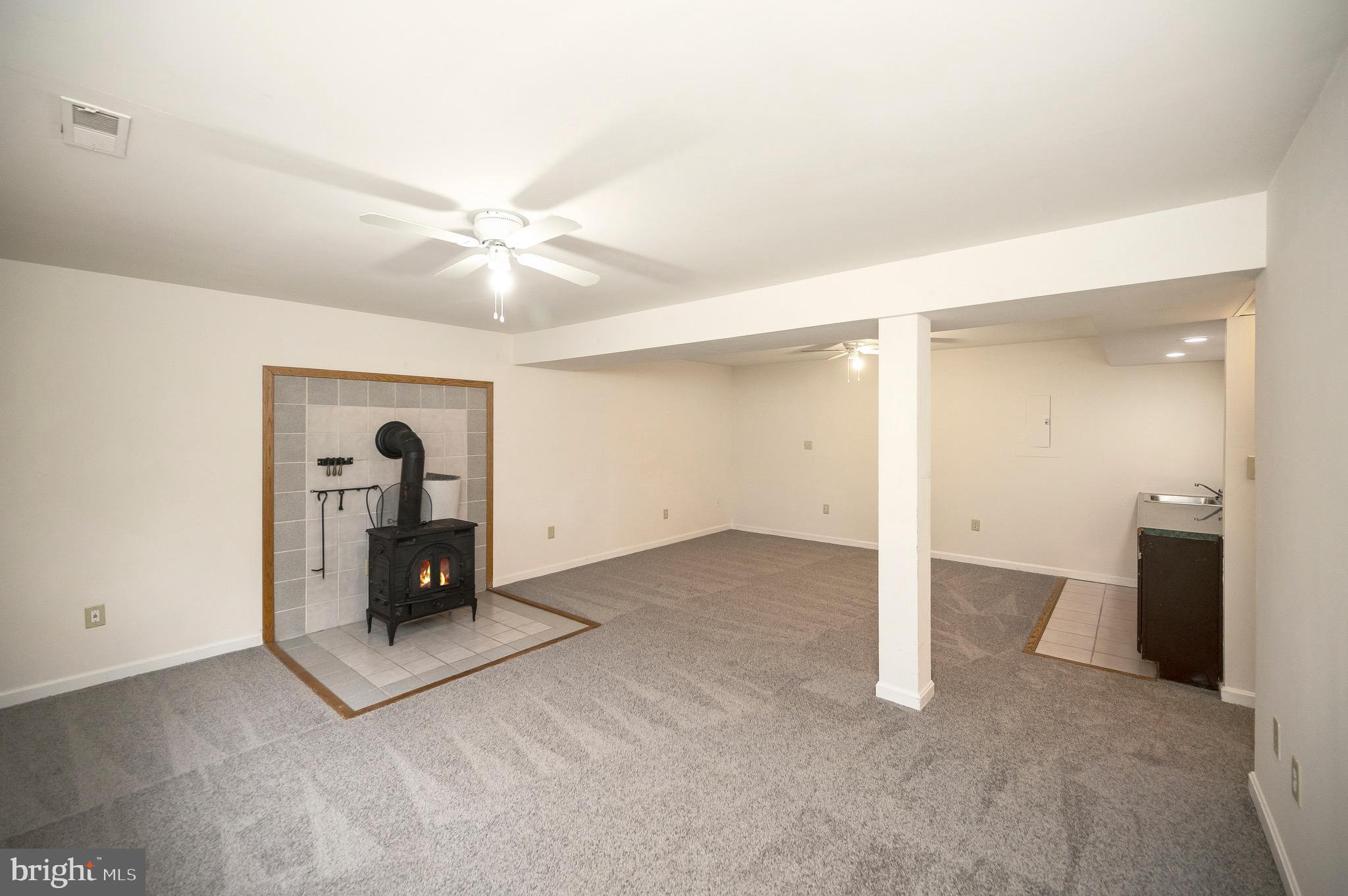 PLANTATION FOREST - Residential Lease