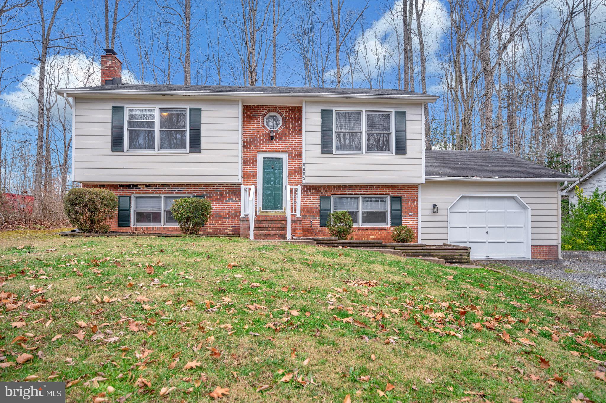 PLANTATION FOREST - Residential Lease