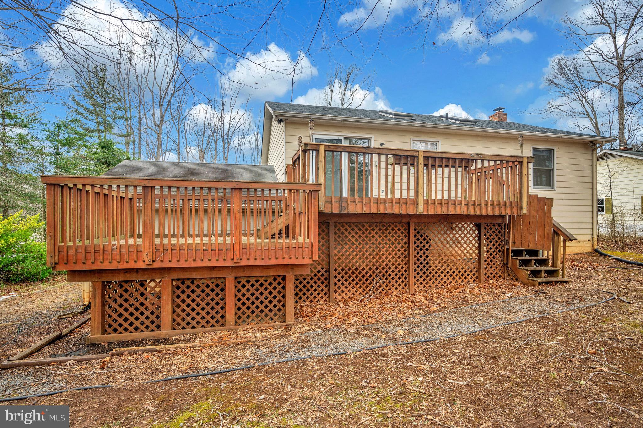 PLANTATION FOREST - Residential Lease