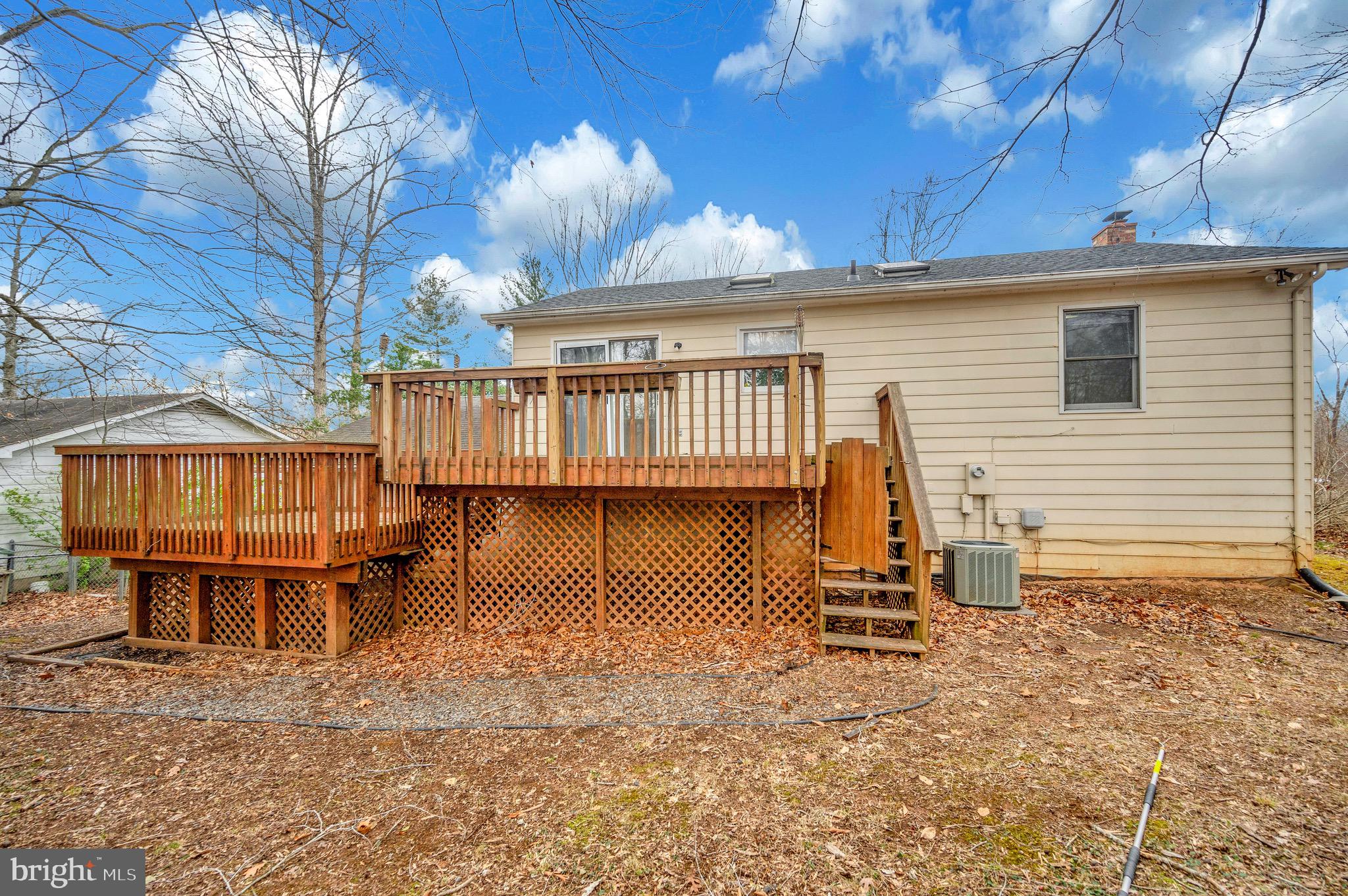 PLANTATION FOREST - Residential Lease