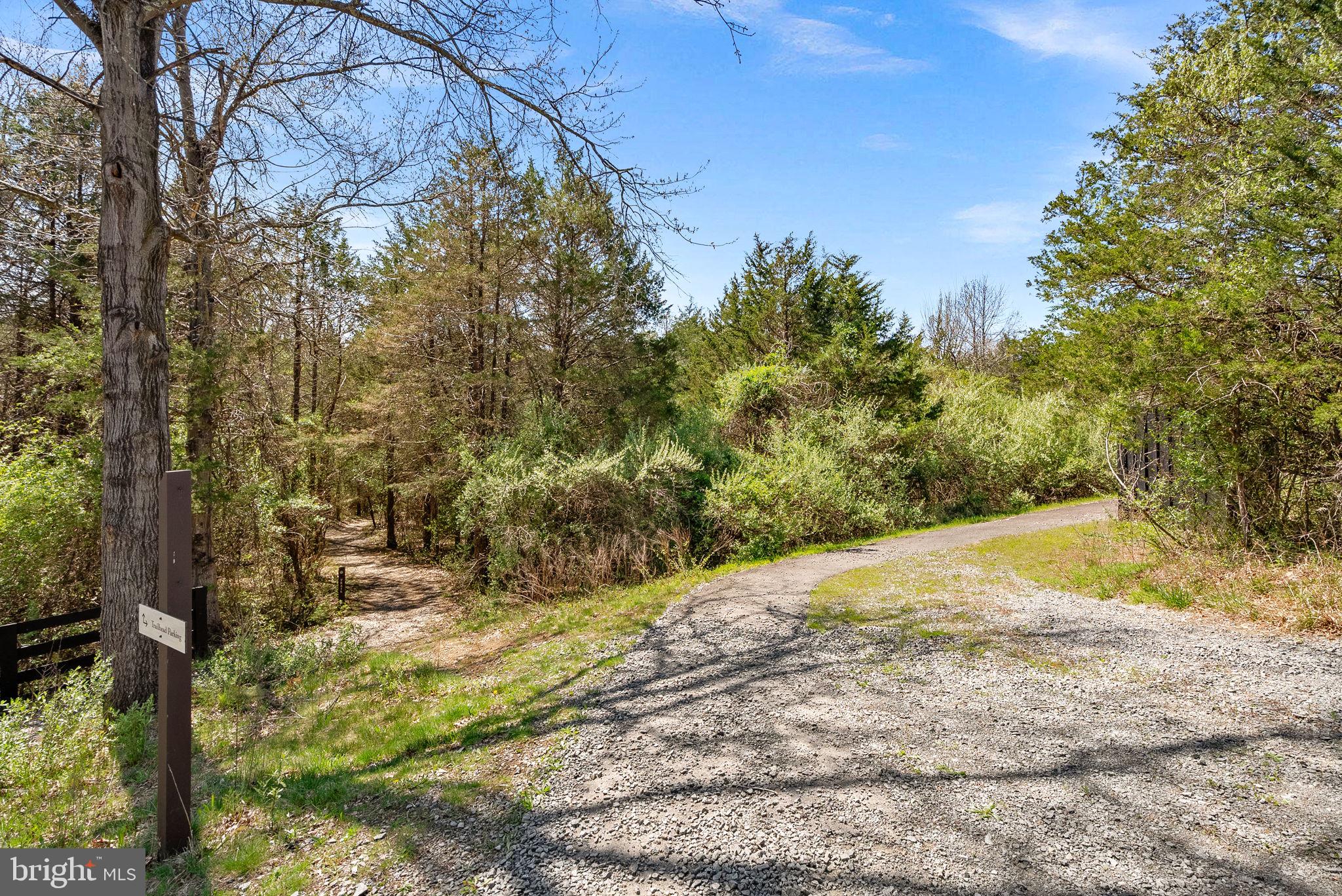 GREENS SOUTH AT WILLOWSF - Residential