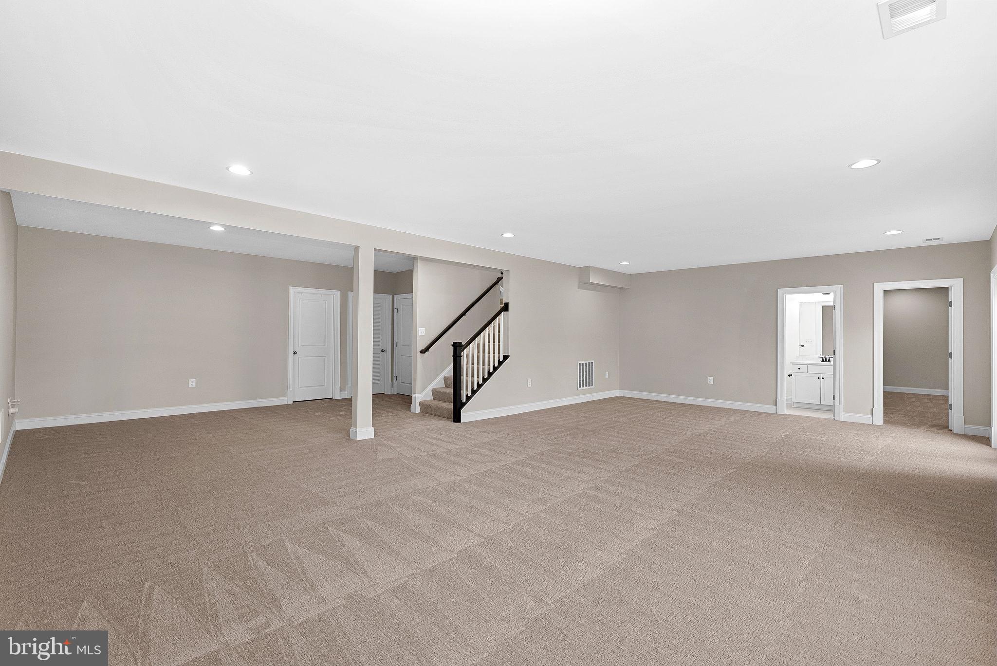 GREENS SOUTH AT WILLOWSF - Residential