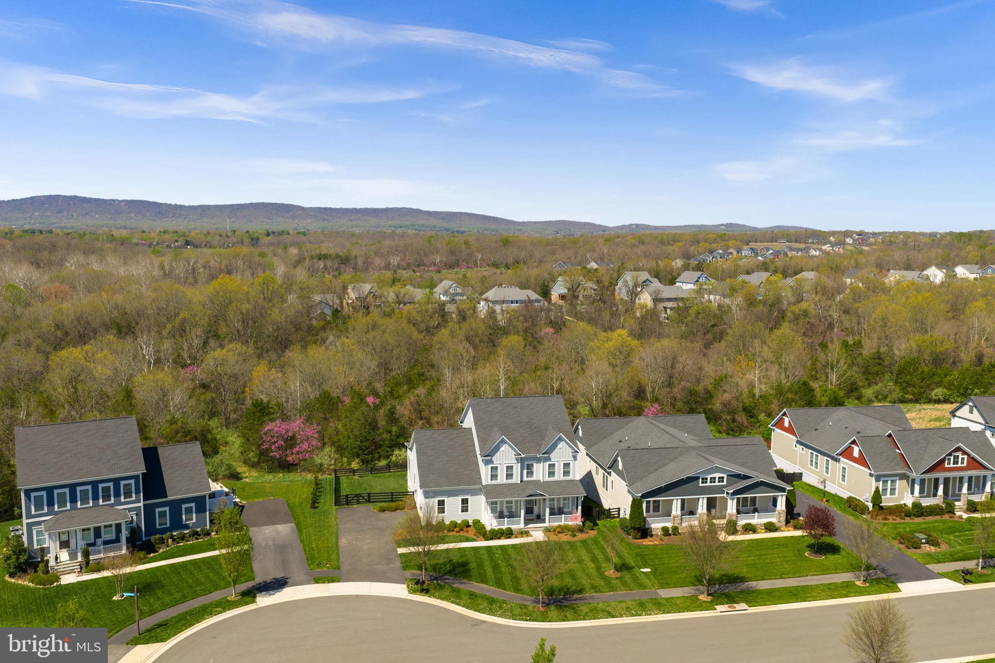 GREENS SOUTH AT WILLOWSF - Residential