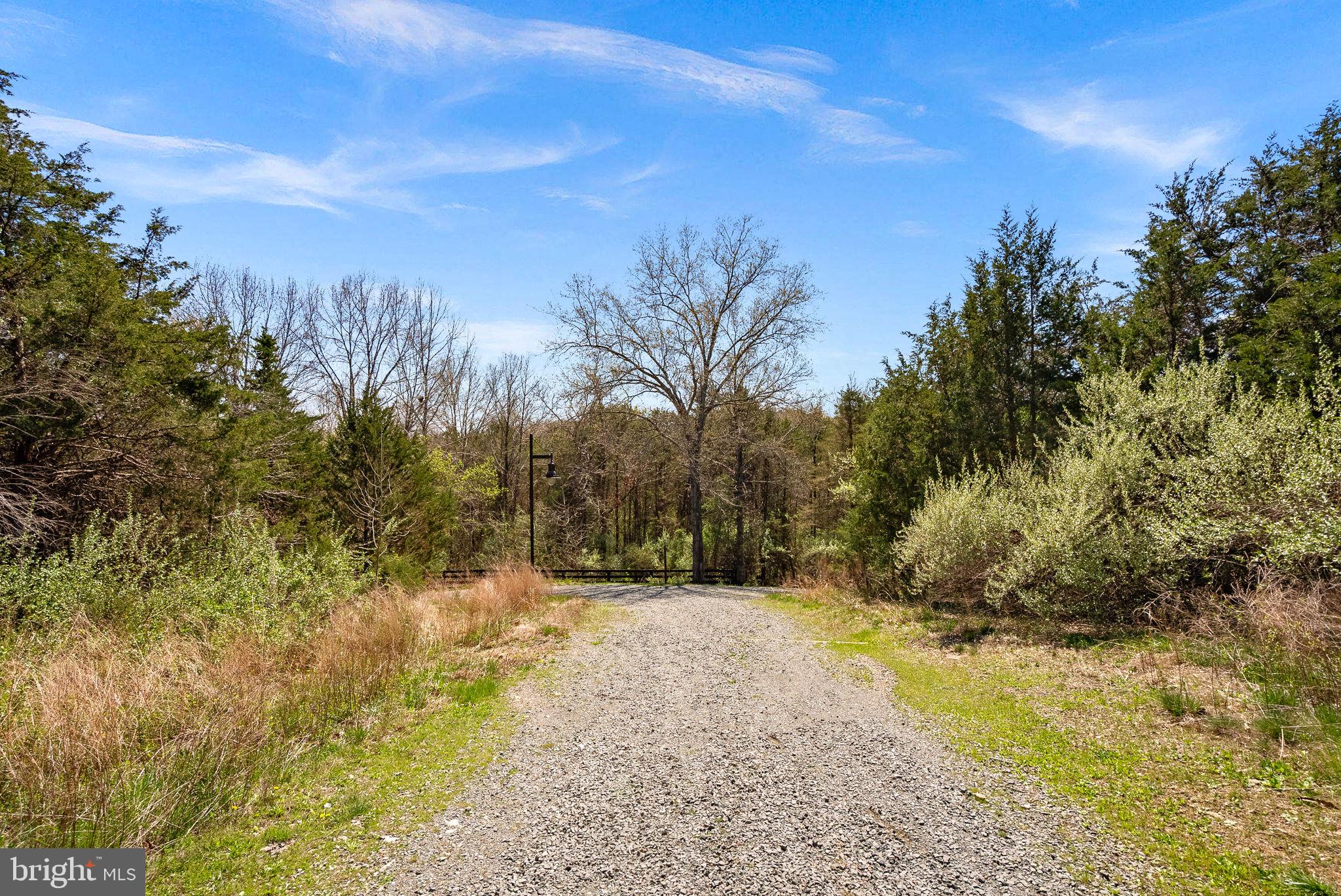 GREENS SOUTH AT WILLOWSF - Residential