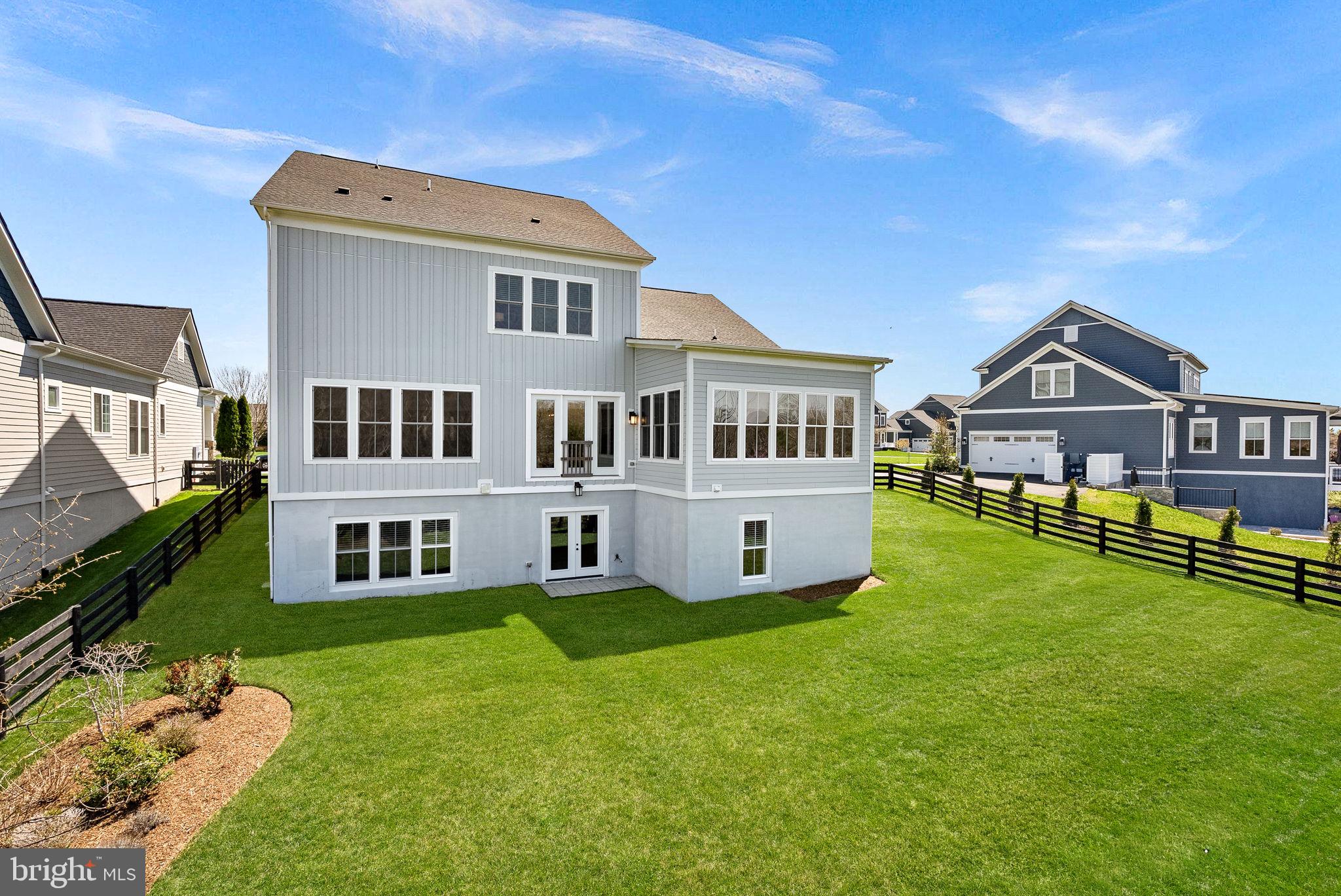 GREENS SOUTH AT WILLOWSF - Residential