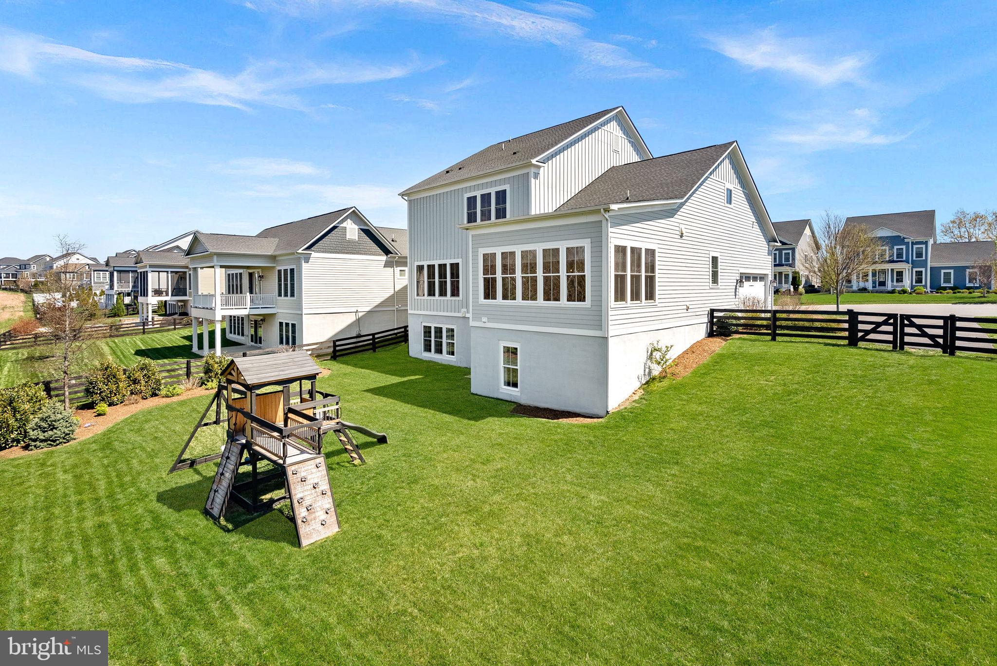 GREENS SOUTH AT WILLOWSF - Residential