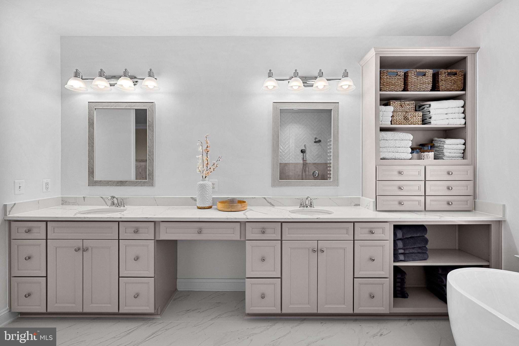 GREENS SOUTH AT WILLOWSF - Residential