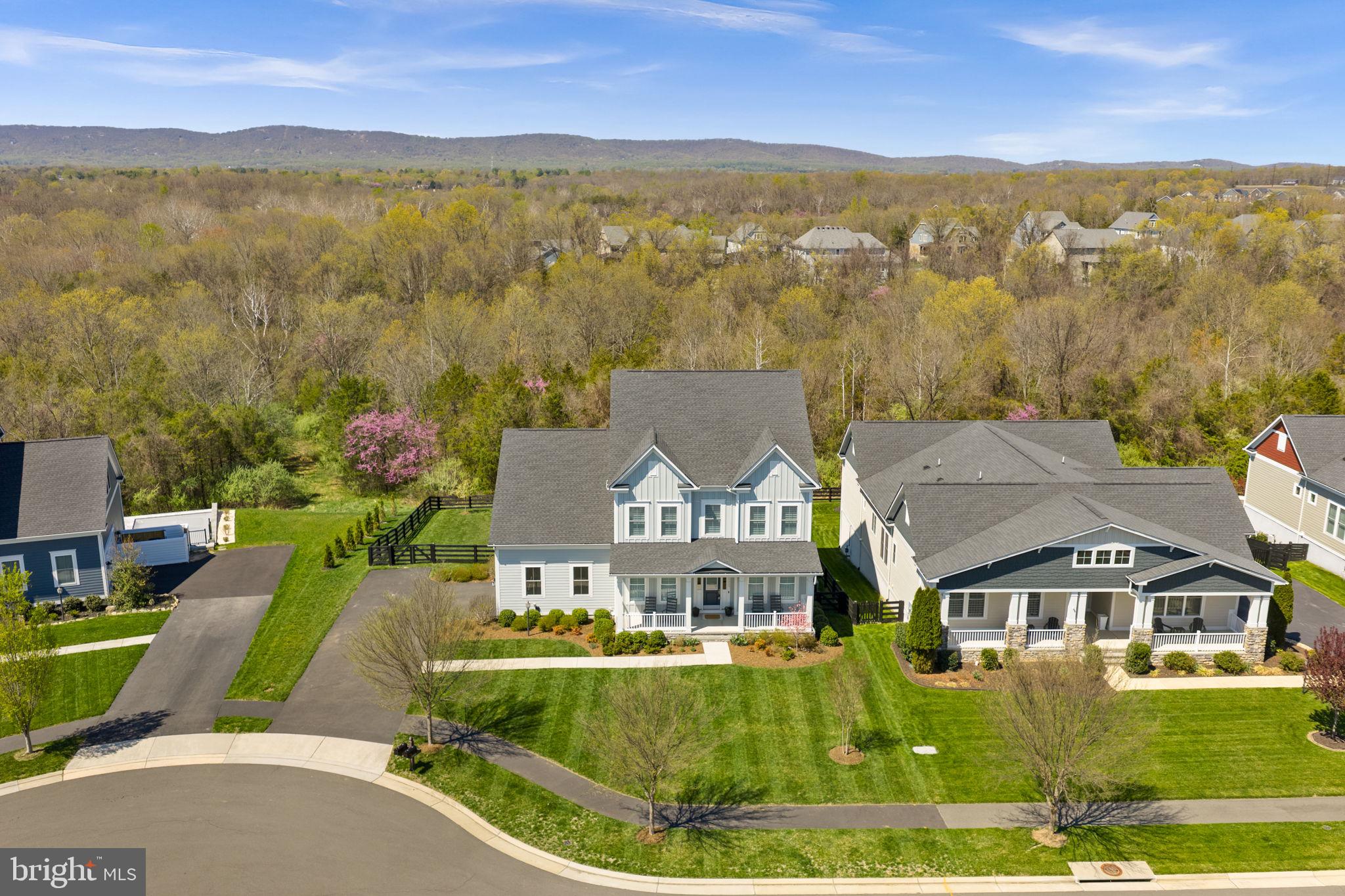 GREENS SOUTH AT WILLOWSF - Residential