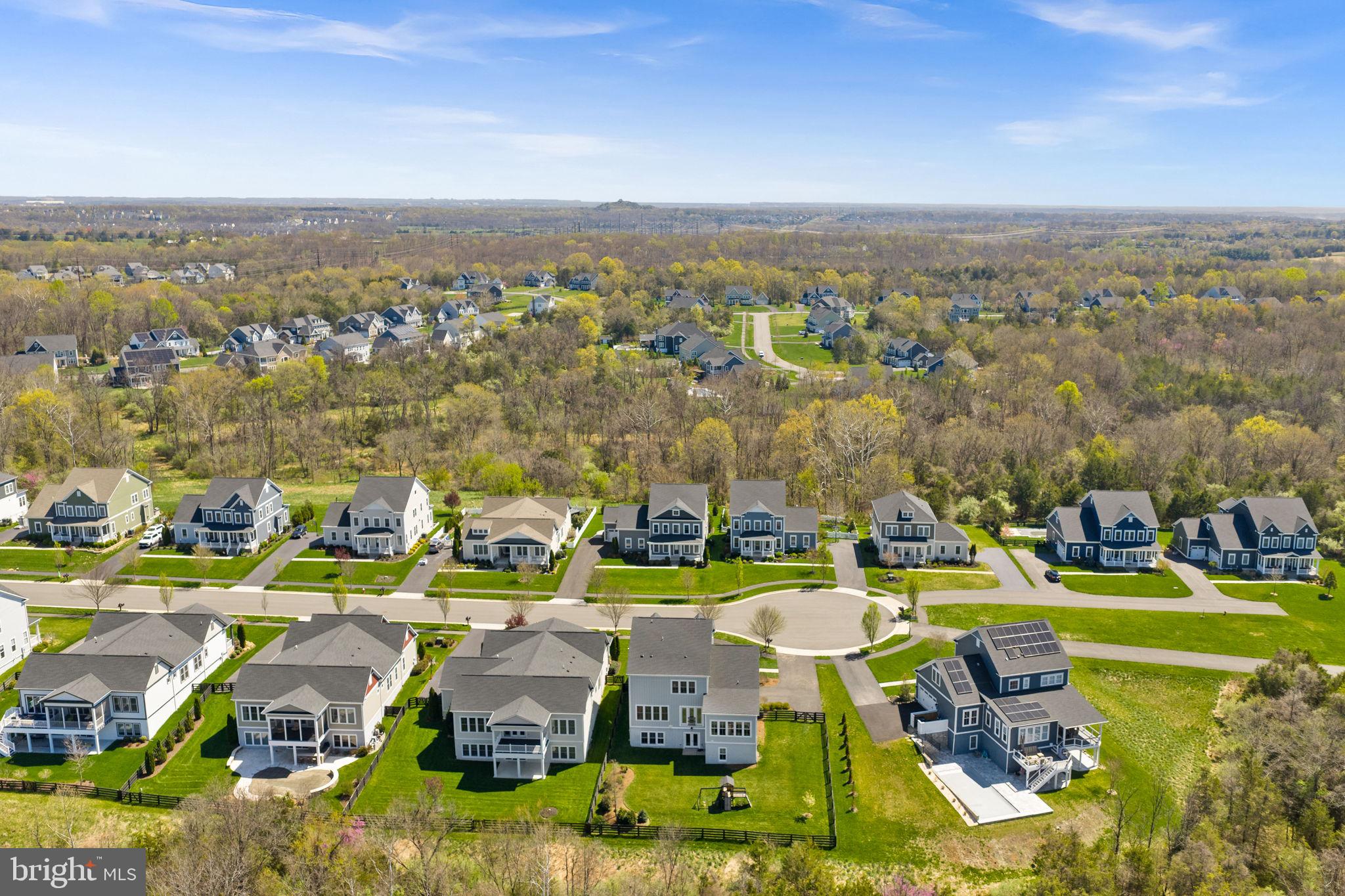 GREENS SOUTH AT WILLOWSF - Residential