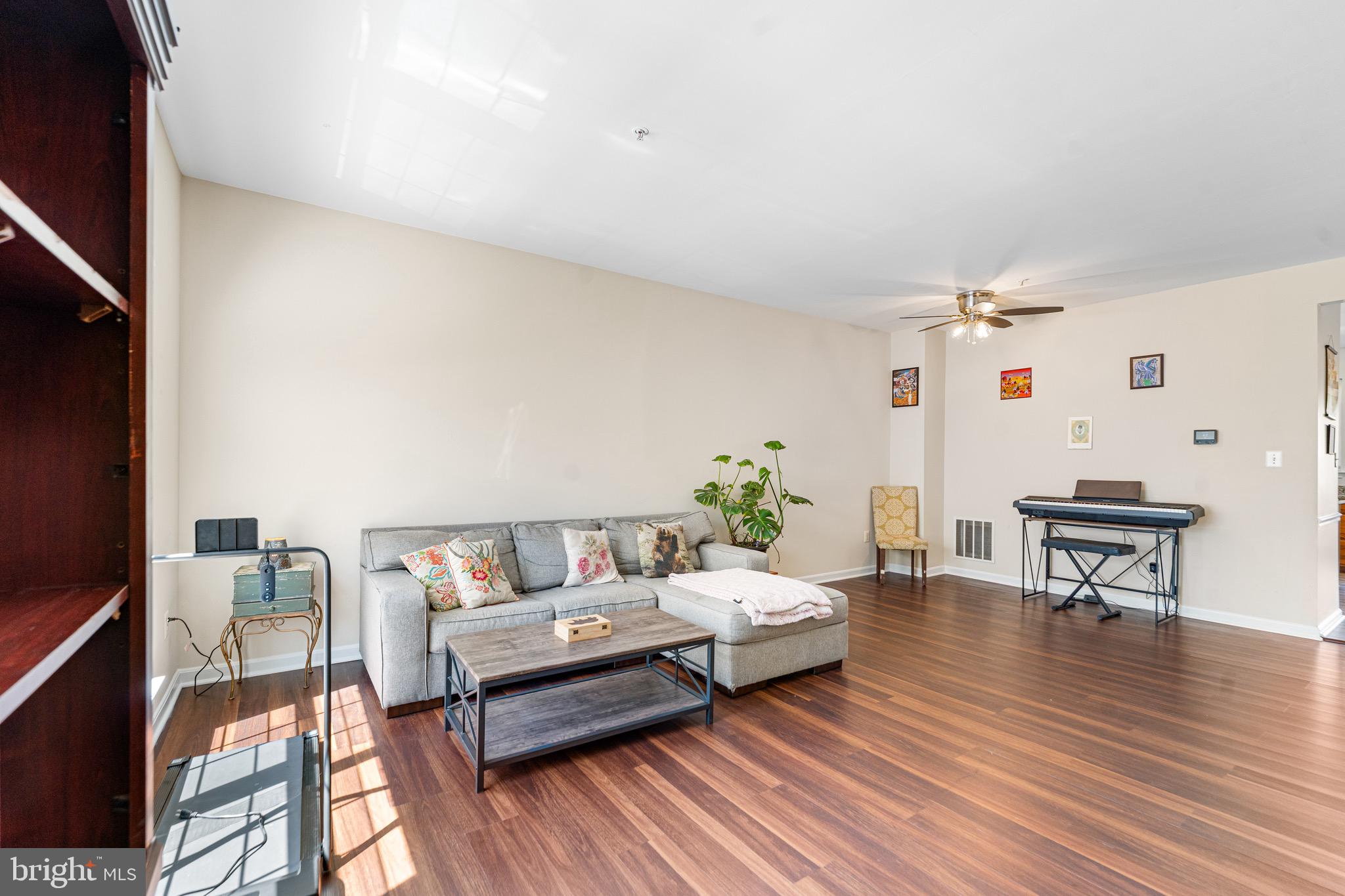 PINEY ORCHARD - Residential