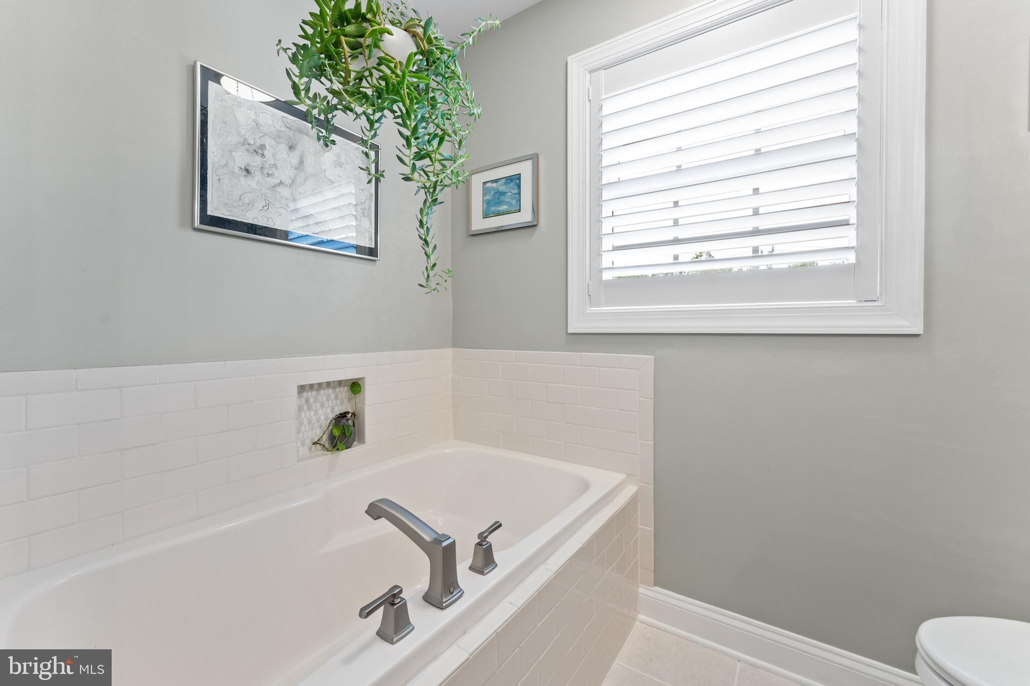 DOWNTOWN FREDERICKSBURG - Residential