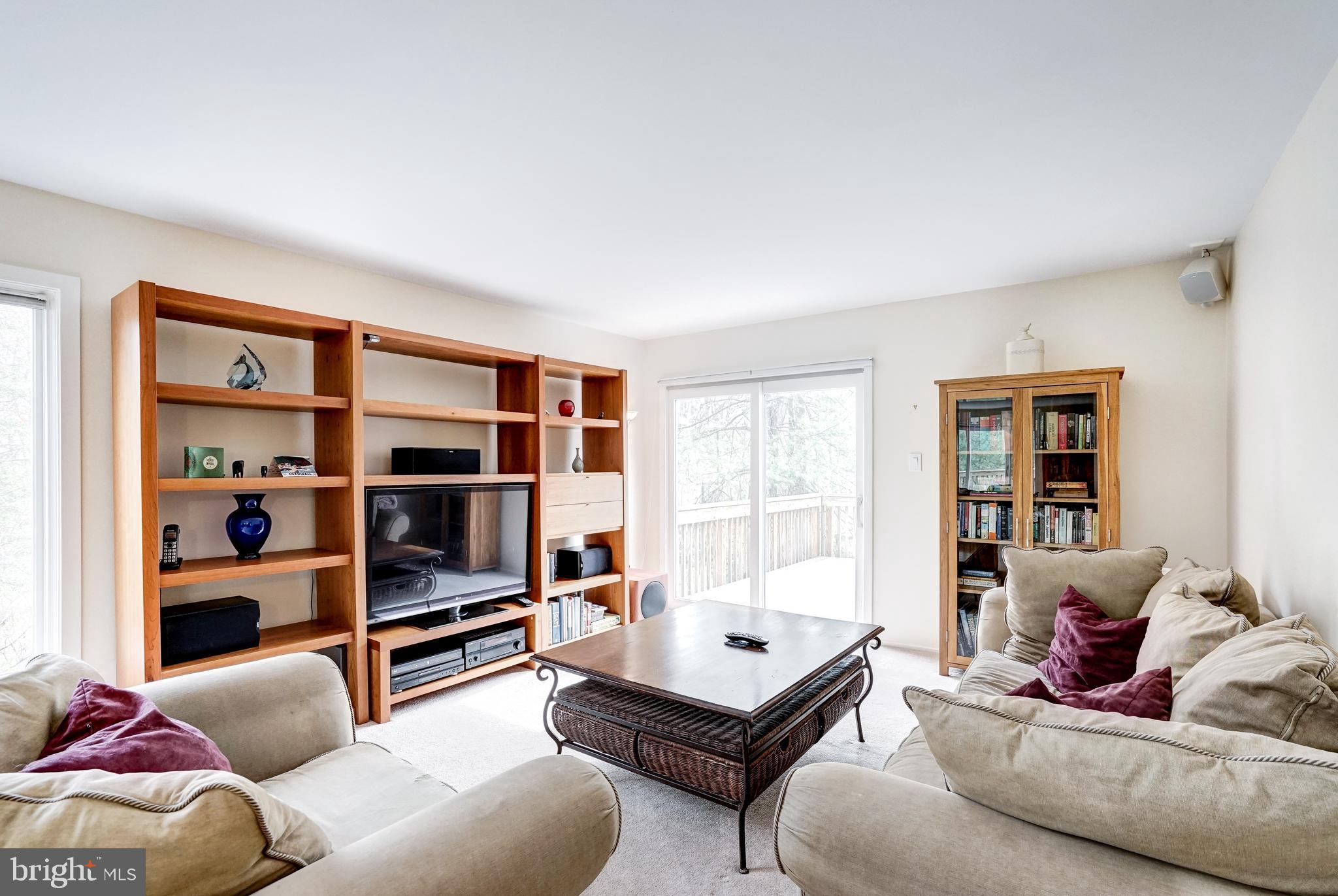 FOXVALE - Residential