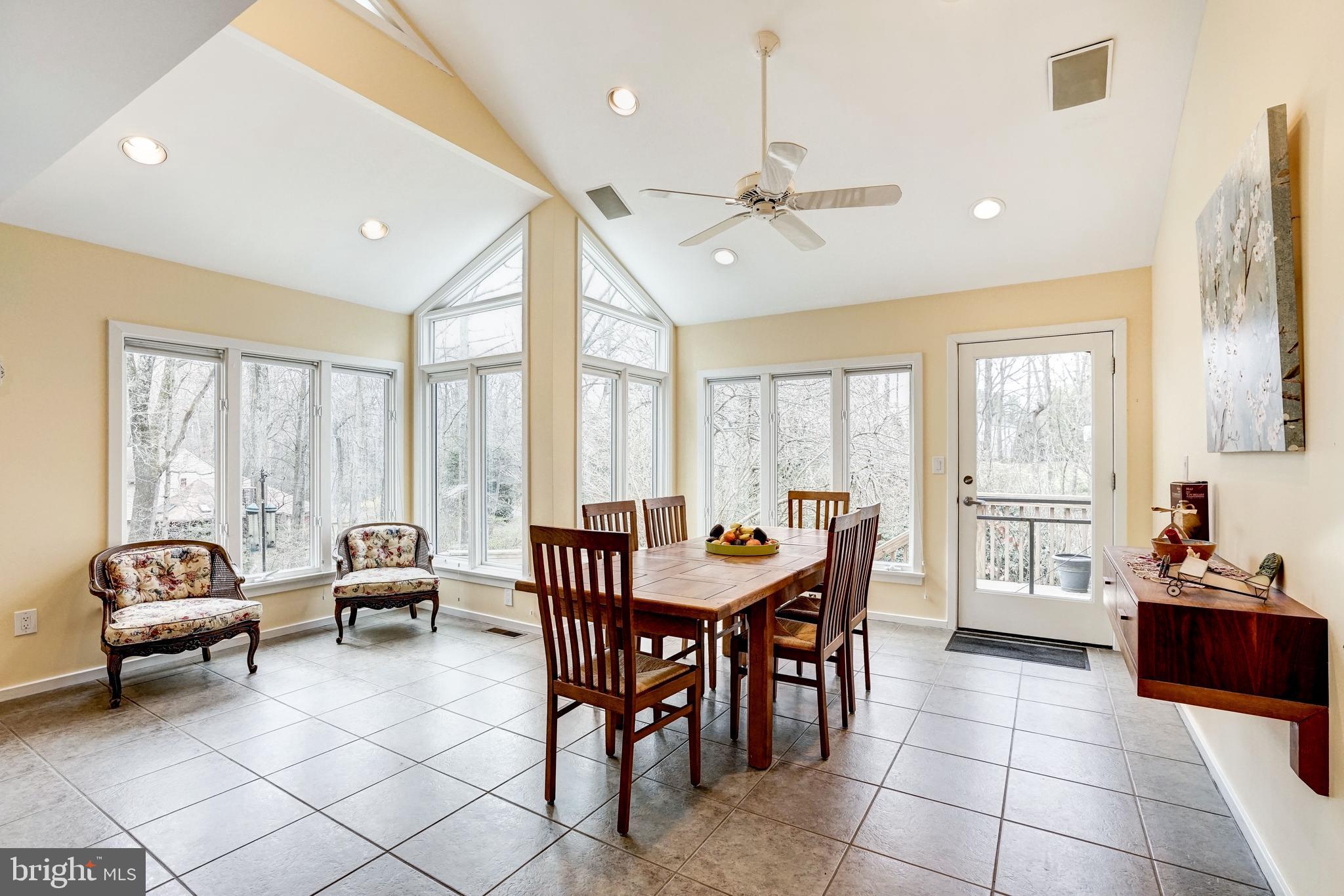 FOXVALE - Residential