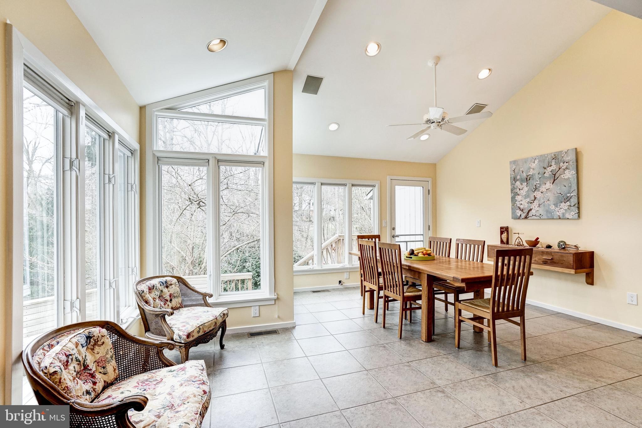 FOXVALE - Residential