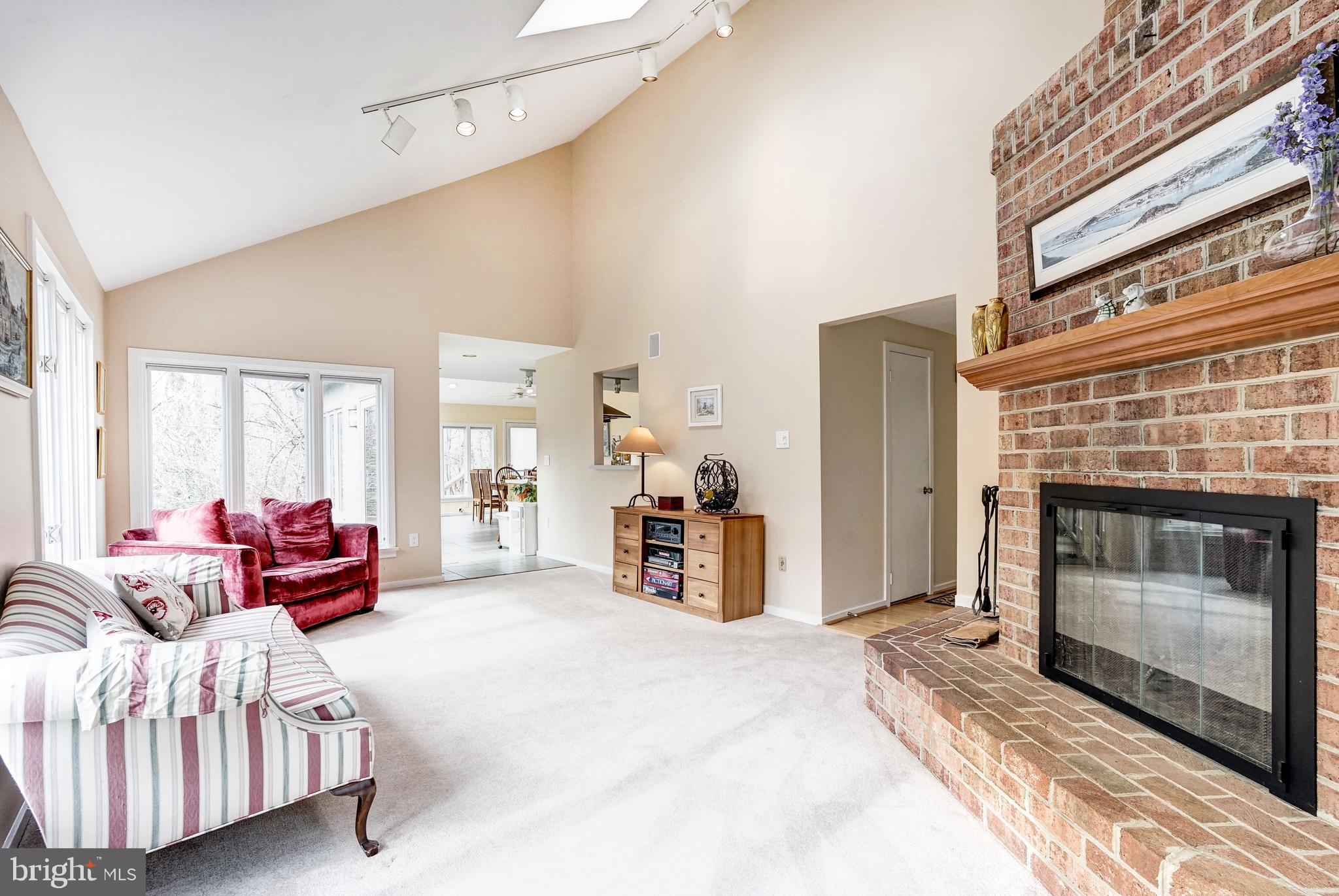 FOXVALE - Residential