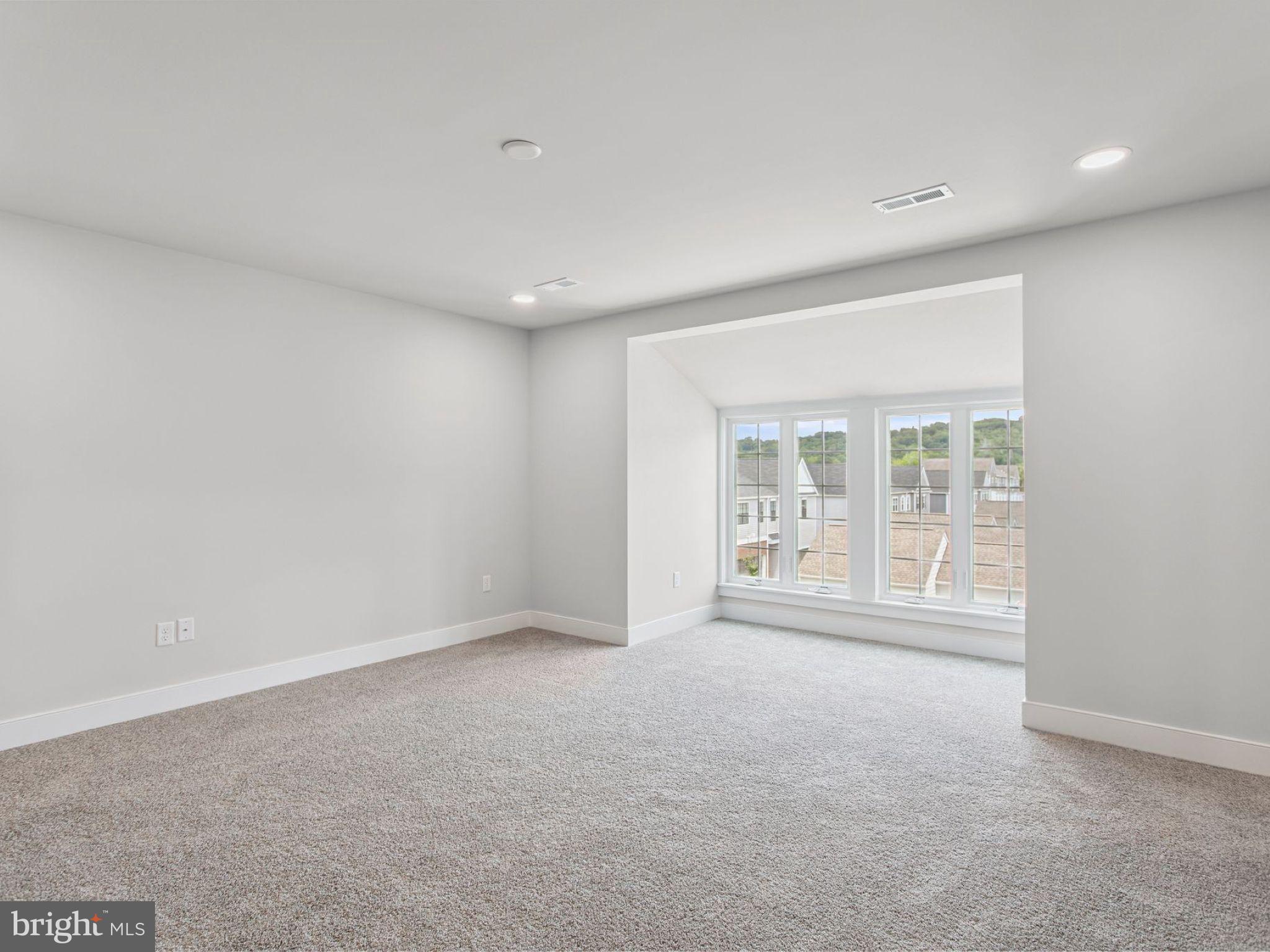 FLORIN HILL - Residential