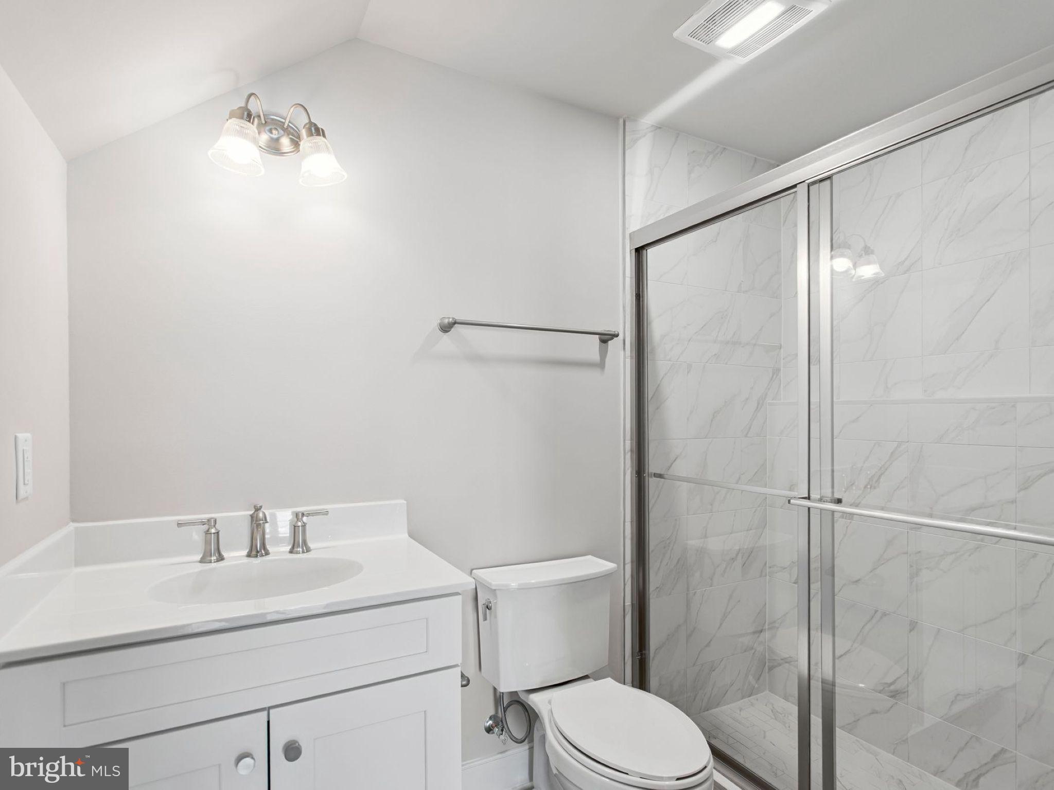 FLORIN HILL - Residential