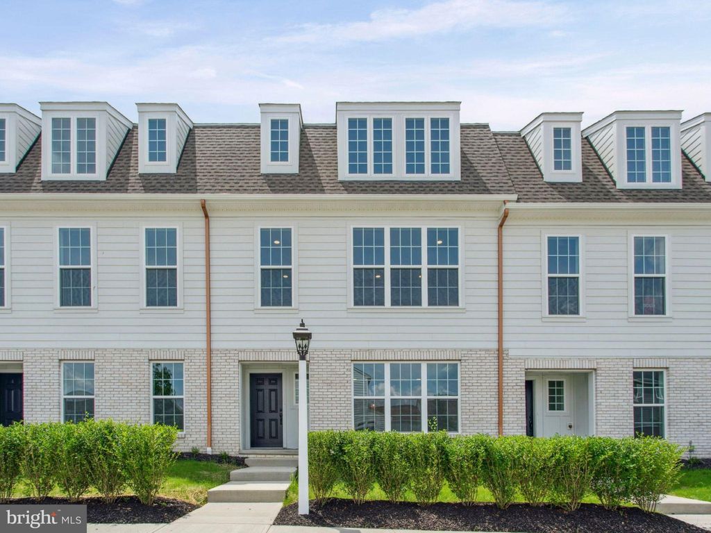 Photo of 1132 Alden Street, MOUNT JOY, PA 17552 (MLS # PALA2086240)